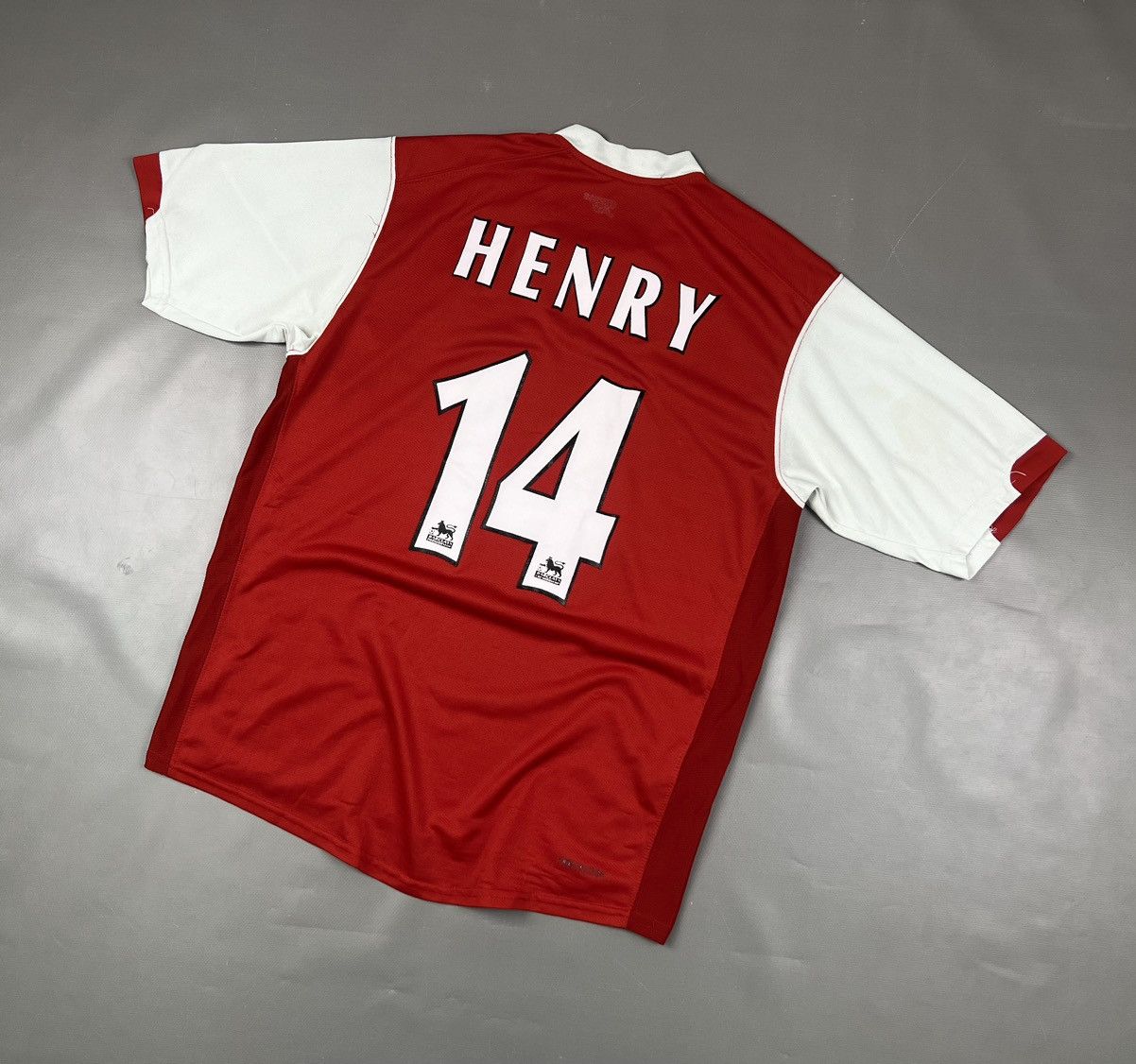Thierry Henry Arsenal Jersey | Grailed