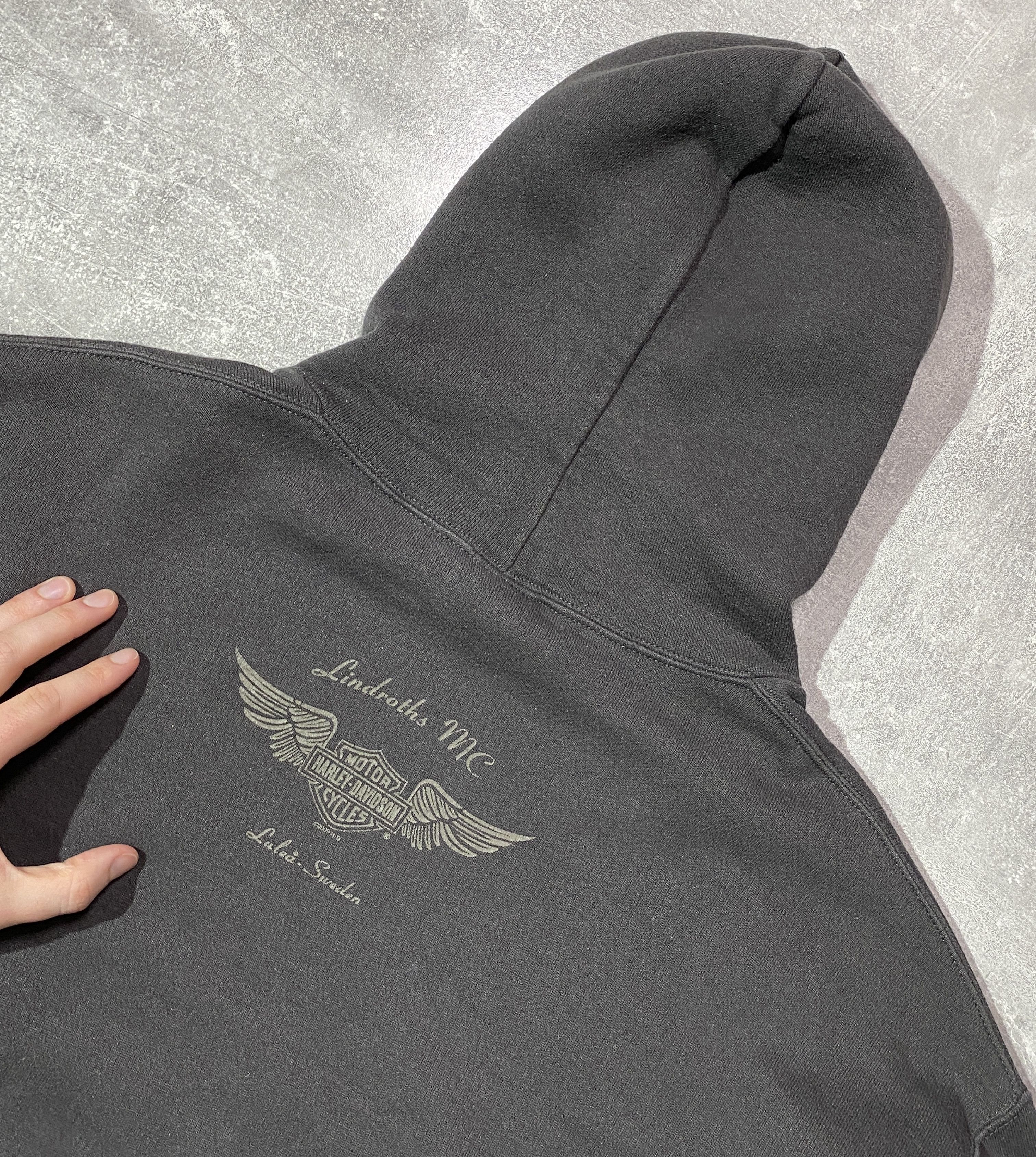 Harley Davidson Vintage 2002s Harley Davidson Skull Logo Hoodie Size US L / EU 52-54 / 3 - 8 Thumbnail