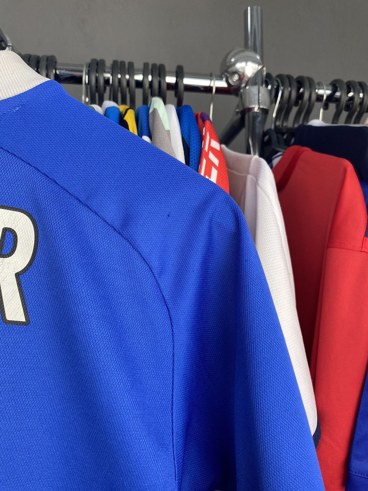 Nike 2001/02 NIKE RANGERS #9 MILLER SOCCER FOOTBALL JERSEY SHIRT Size US L / EU 52-54 / 3 - 15 Thumbnail