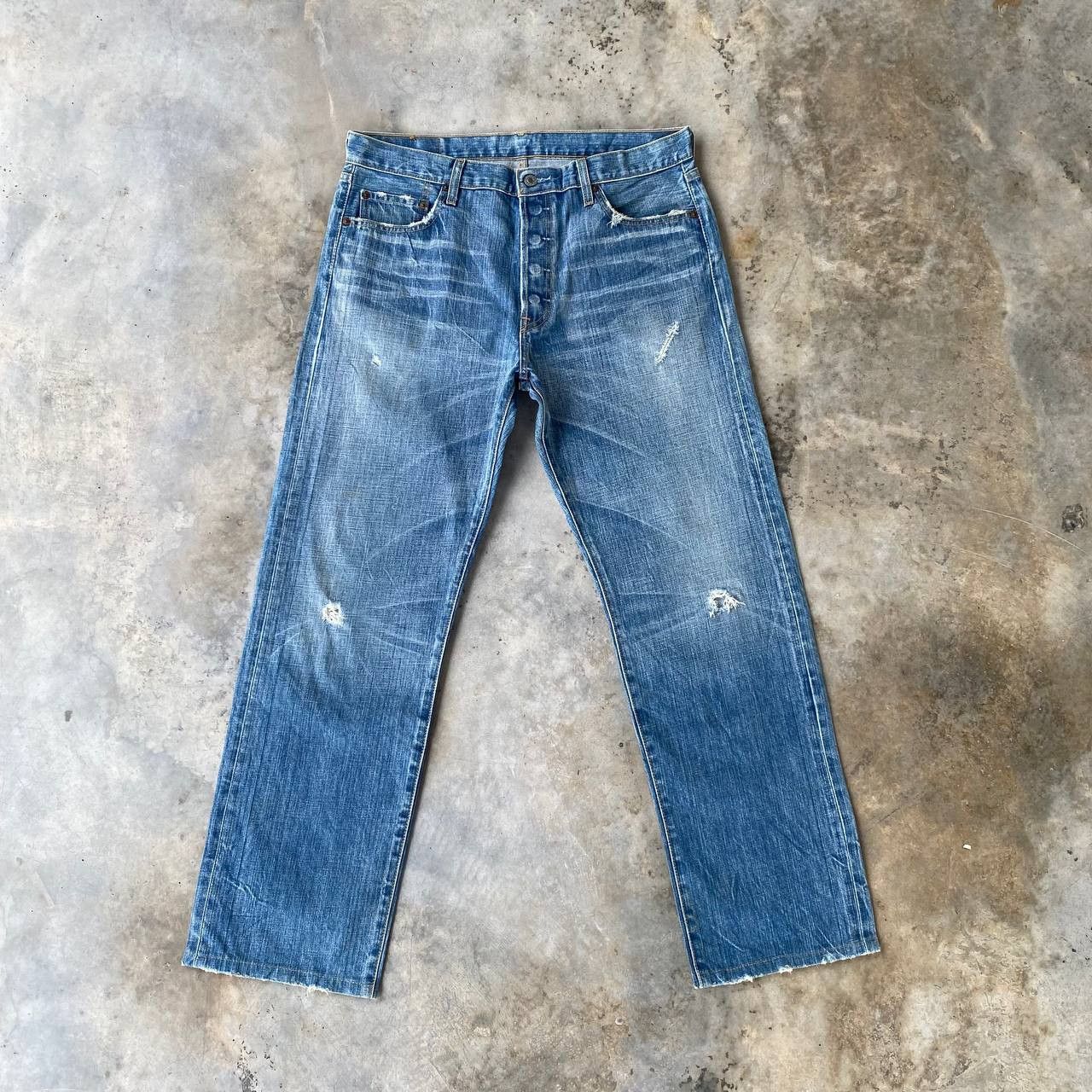 Levi's Vintage Clothing W35X32 VINTAGE LEVIS 501 JAPAN CLAWMARK DISTRESSED DENIM Size US 35 - 1 Thumbnail