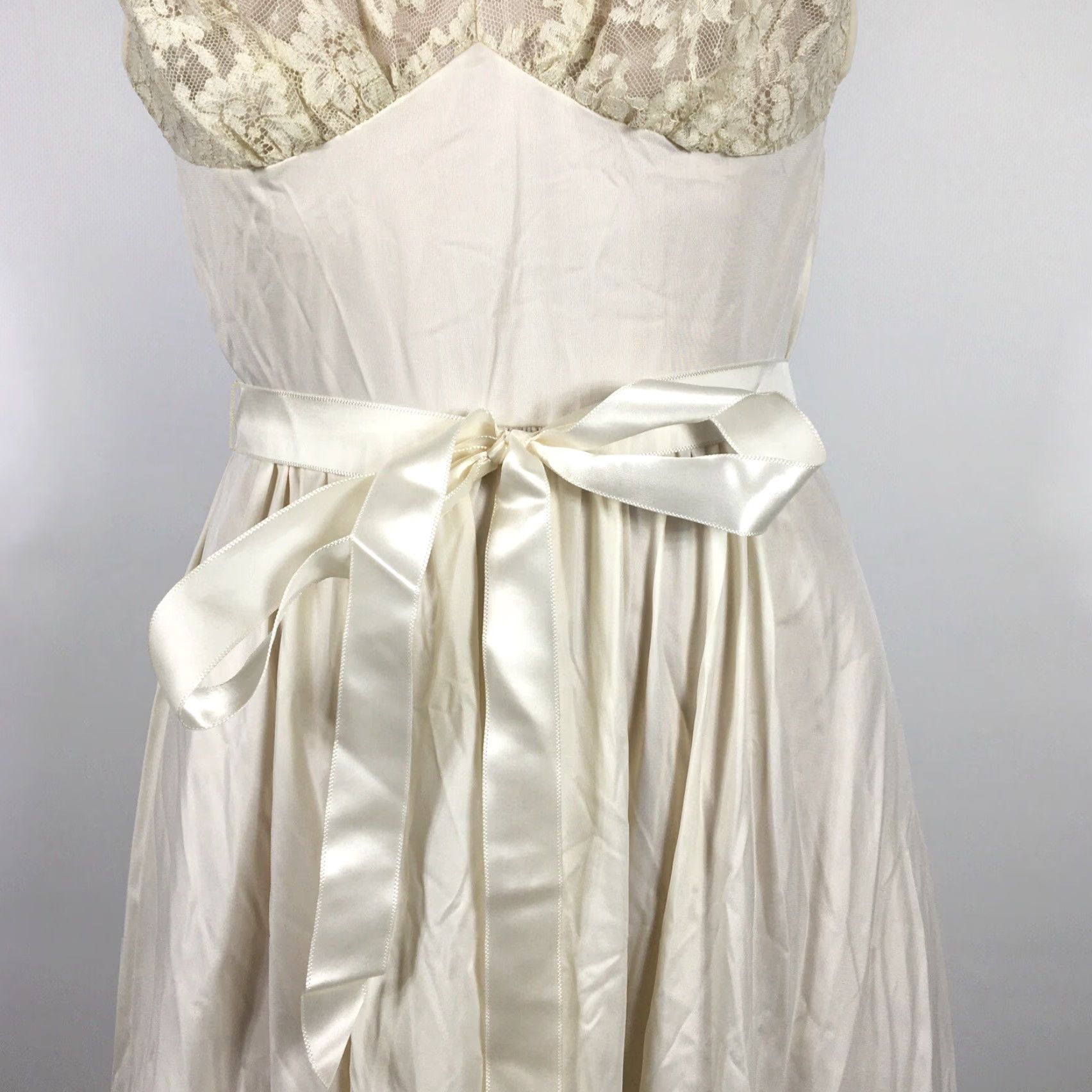 VTG Vanity Fair Ivory Dress Slip Sissy Lace Hem Trim 32 Nightgown Belted 1960s Nylon Edwardian Womens