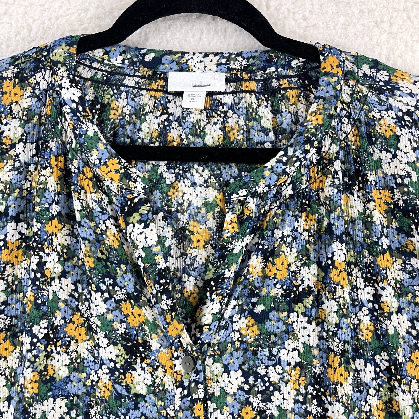 J. Jill J. Jill Petites Blue Floral Print Button-Up Shirt Womens V-Neck Size PXL - Casual Shirt Size XL / US 12-14 / IT 48-50 - 7 Thumbnail