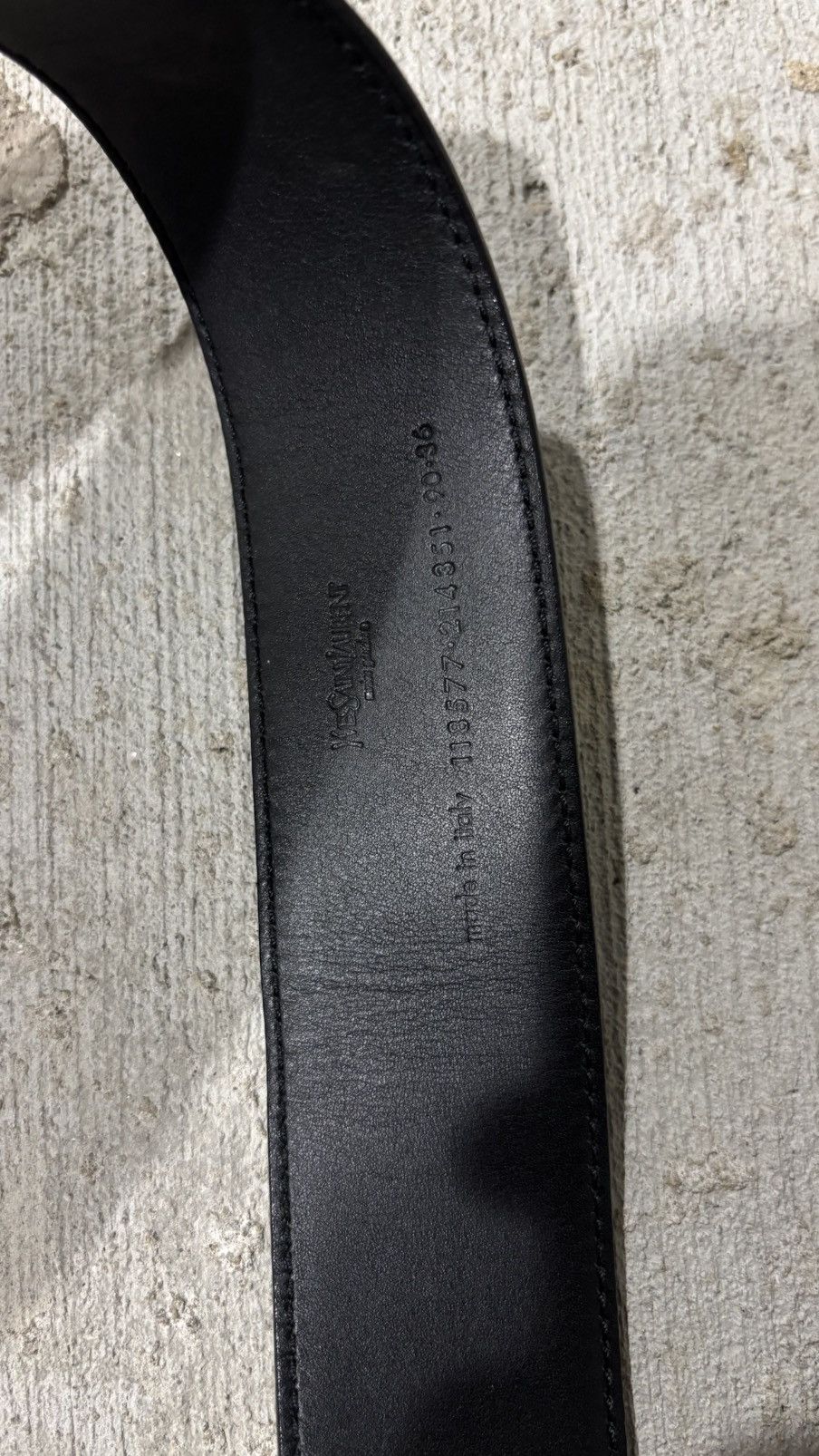 Saint Laurent Paris Yves Saint Laurent Paris Logo Belt Size 30 - 13 Thumbnail