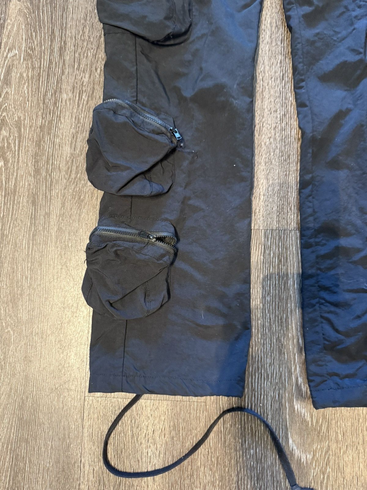 jacov WHOISJACOV 6 pocket cargo pants black Size US 32 / EU 48 - 2 Thumbnail
