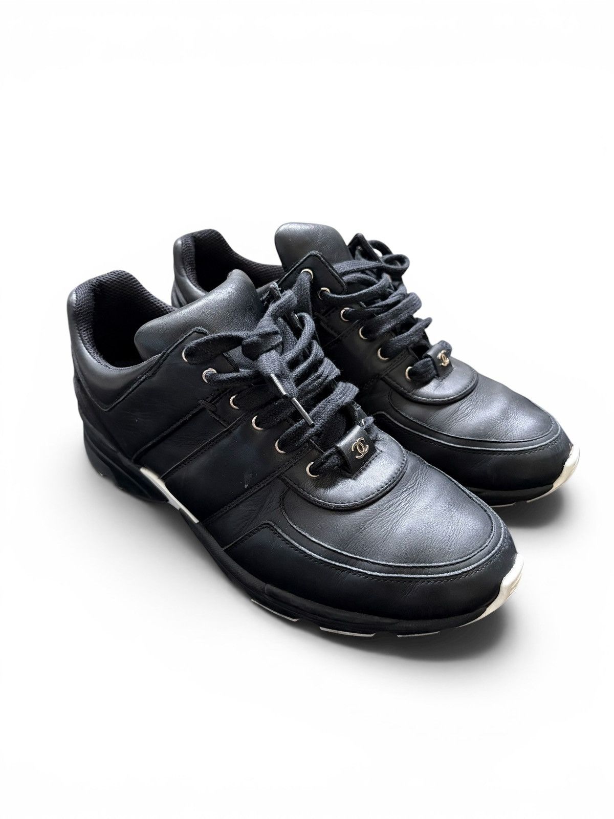 Chanel Chanel Lambskin Runner Sneaker Size US 9.5 / EU 42-43 - 1 Thumbnail