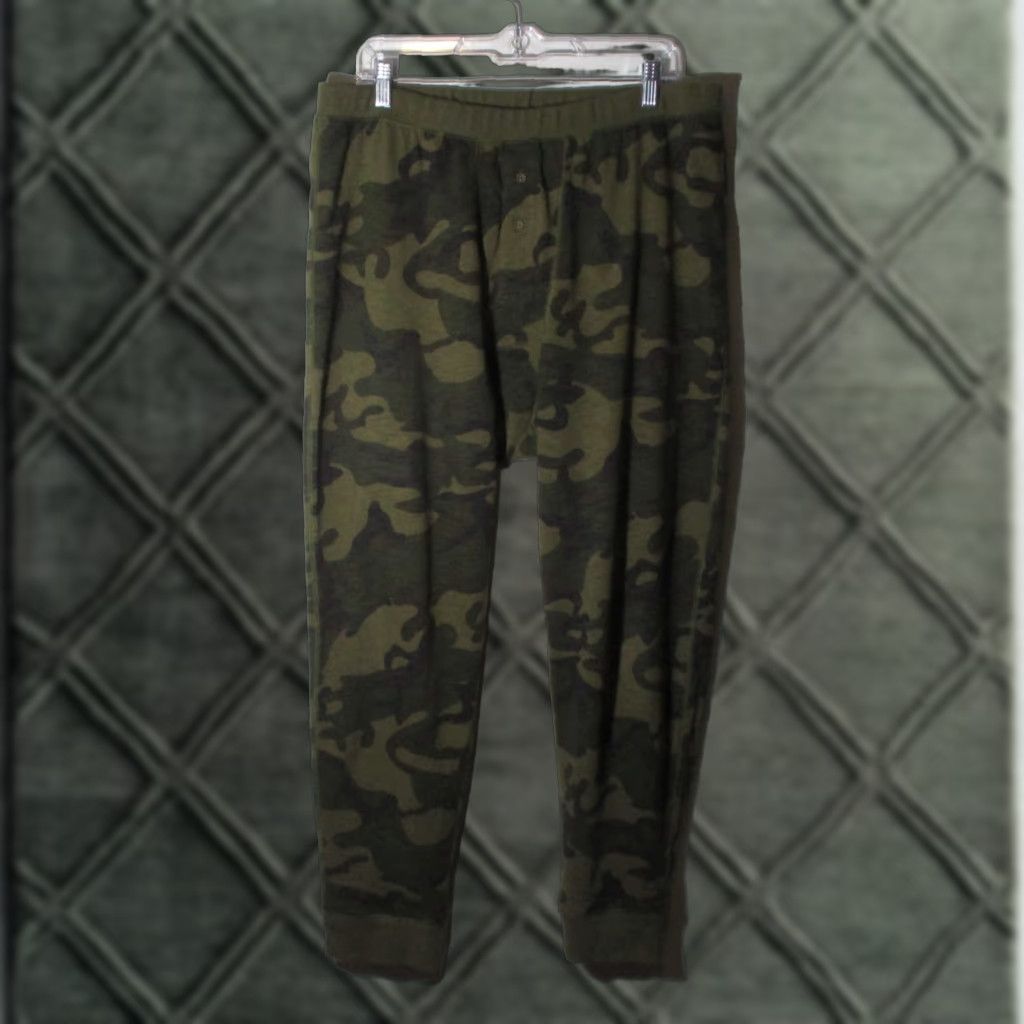 Gap GAP Camouflage Thermal Under Layer Pants XL Mens Regular 100% Cotton Green Camouflage Thermal Under Layer Pants Size US 36 / EU 52 - 1 Thumbnail