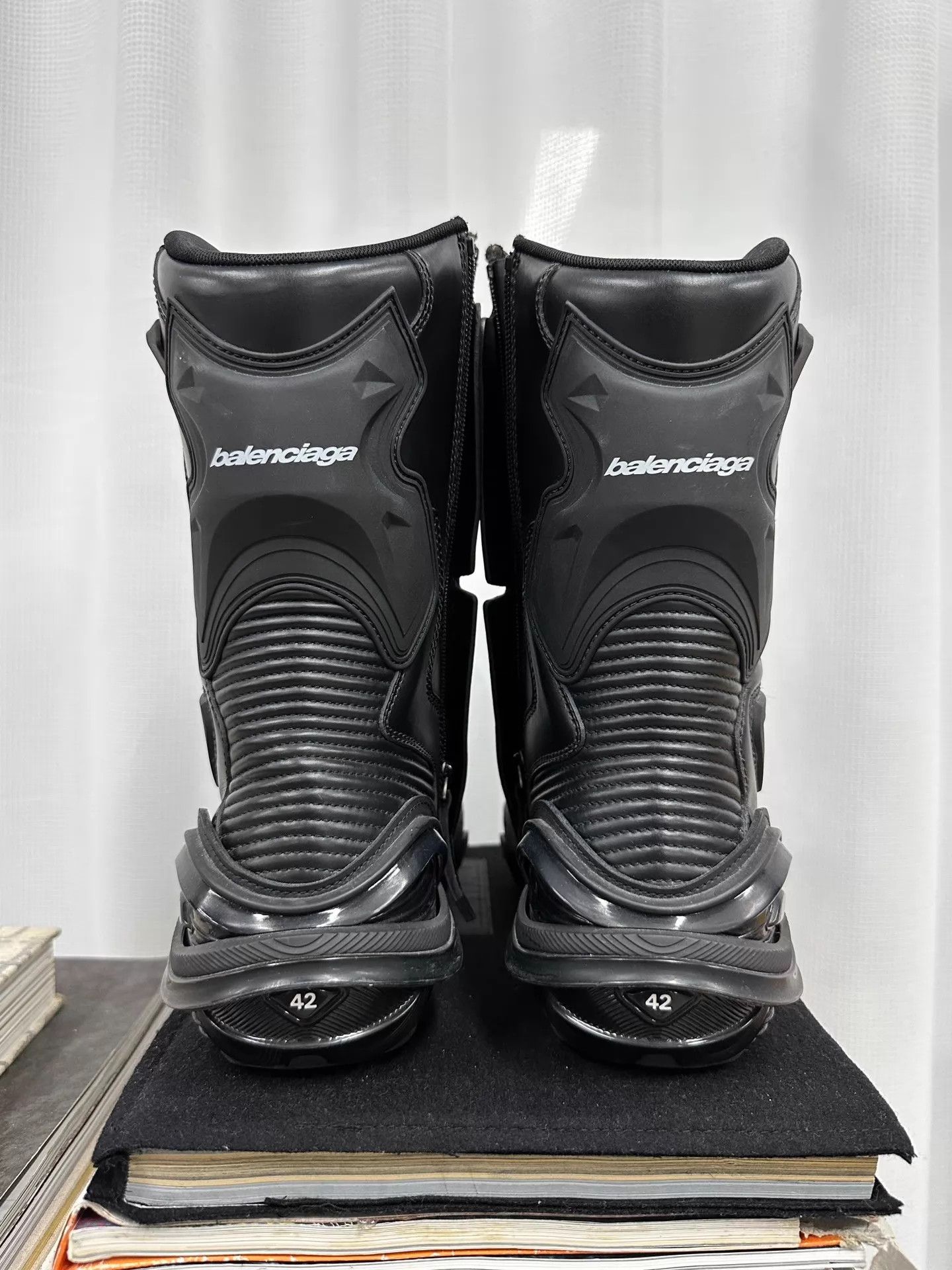 Balenciaga Balenciaga 20FW Runway Motorcycle Boots 42 Size US 9 / EU 42 - 4 Thumbnail