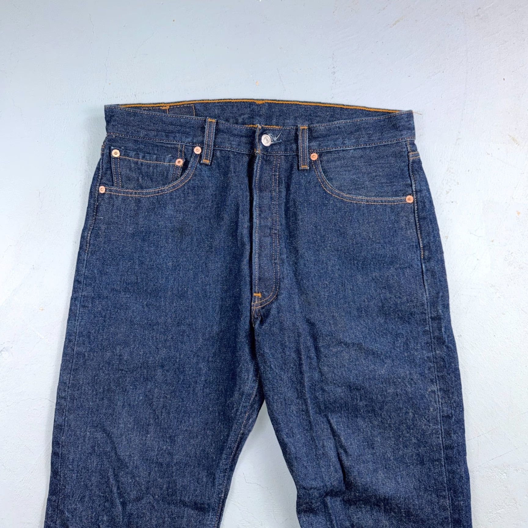 Levi's VINTAGE Levi's 501 Jeans Straight Neat Dark Wash 33x30 Men Regular Blue 90s USA Mens Size US 33 - 2 Thumbnail