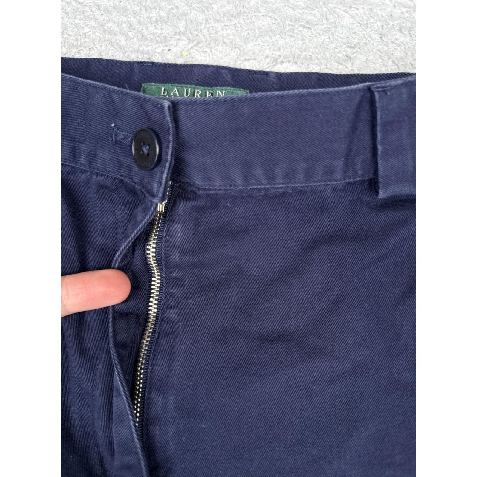 Ralph Lauren Lauren Ralph Lauren Cargo Shorts Womens 12 Blue Twill Flat Front Casual Summer Short Solid Navy Womens Size 34" / US 12 / IT 48 - 6 Thumbnail