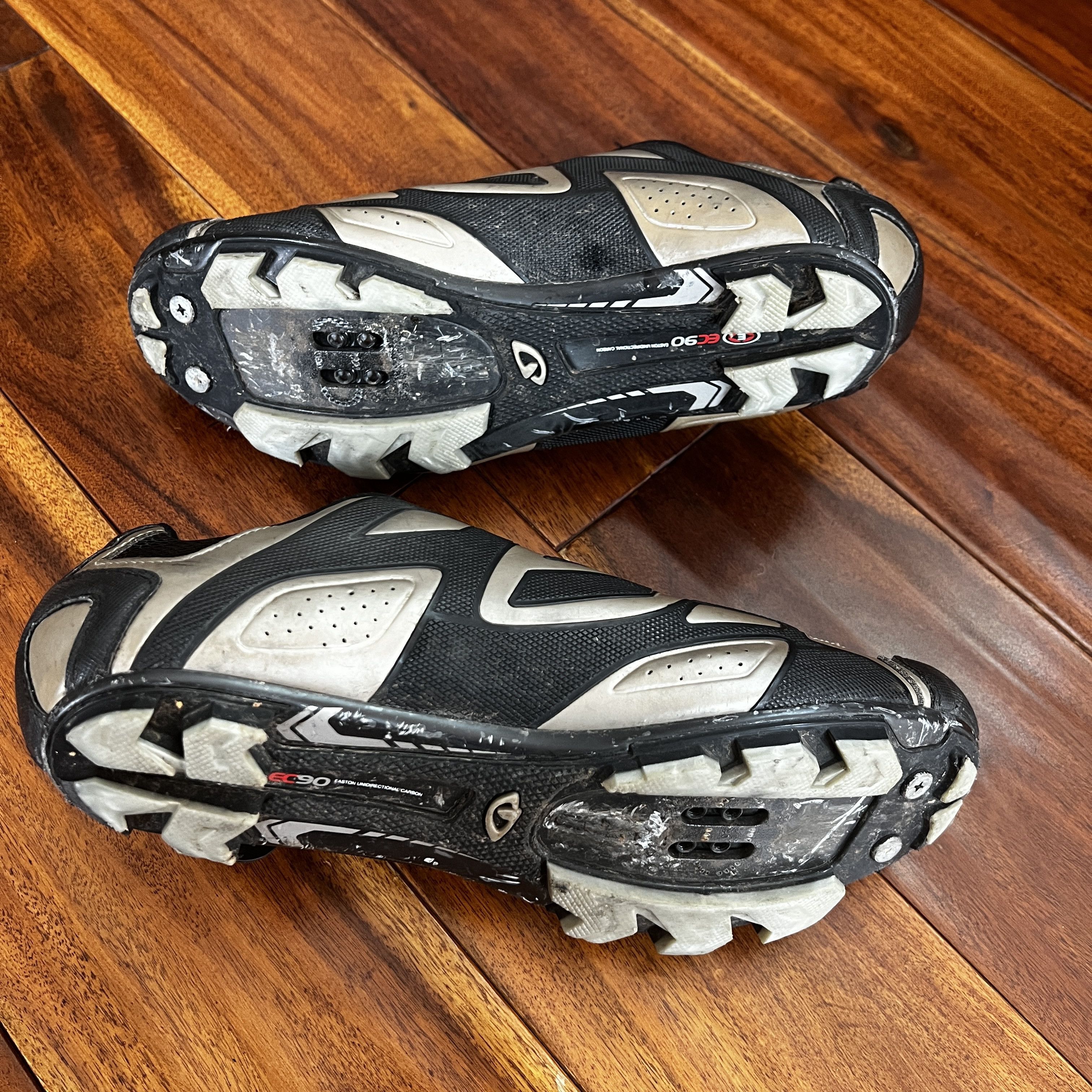 Giro Giro Code Easton EC90 Carbon Cycling Shoe Black Magnesium 11 Size US 11 / EU 44 - 6 Thumbnail