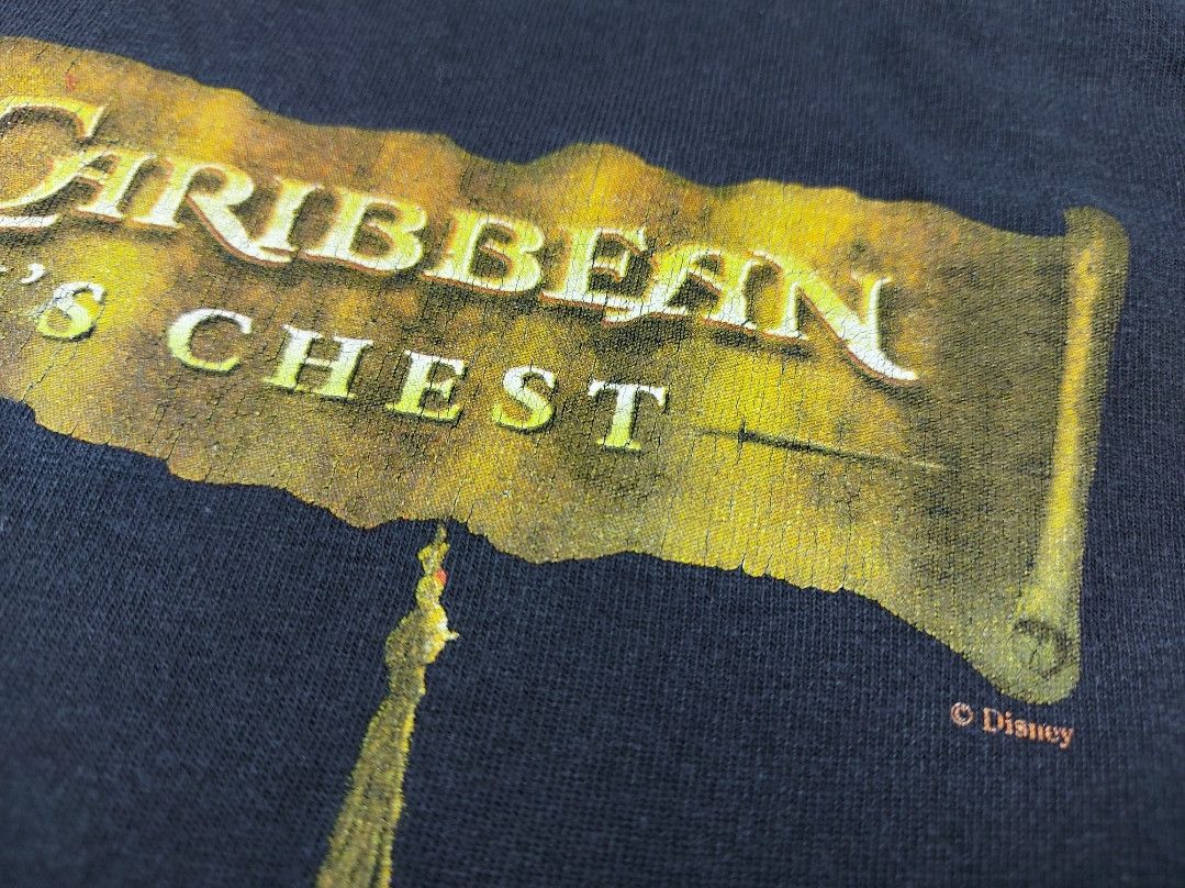 Disney × Vintage Vintage 2006 Pirates of the Caribbean Dead Man's Chest TEE Size US XL / EU 56 / 4 - 9 Thumbnail