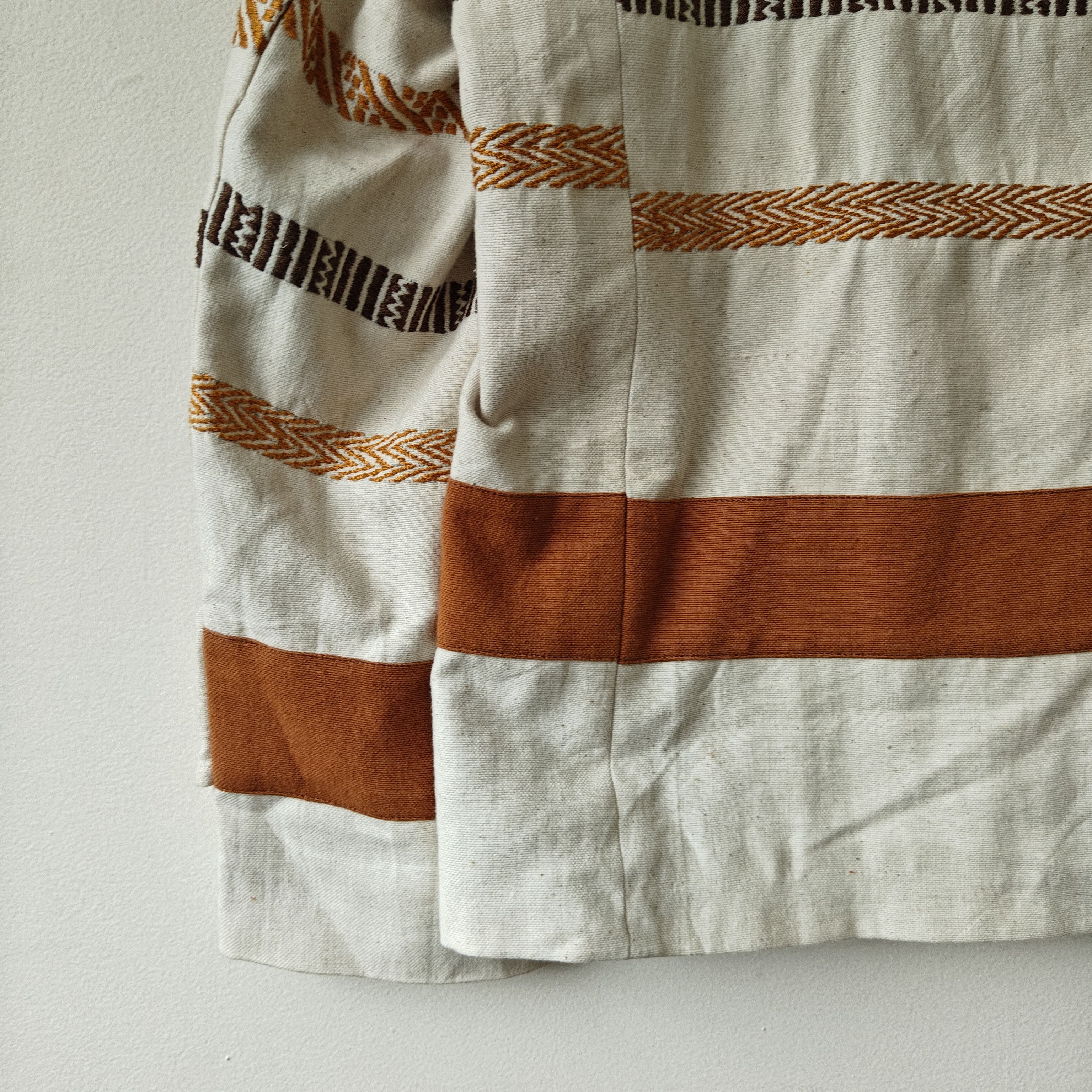 HARAGO LNWOT craft heritage kantha border Cream striped jacket $870 Size US M / EU 48-50 / 2 - 13 Thumbnail