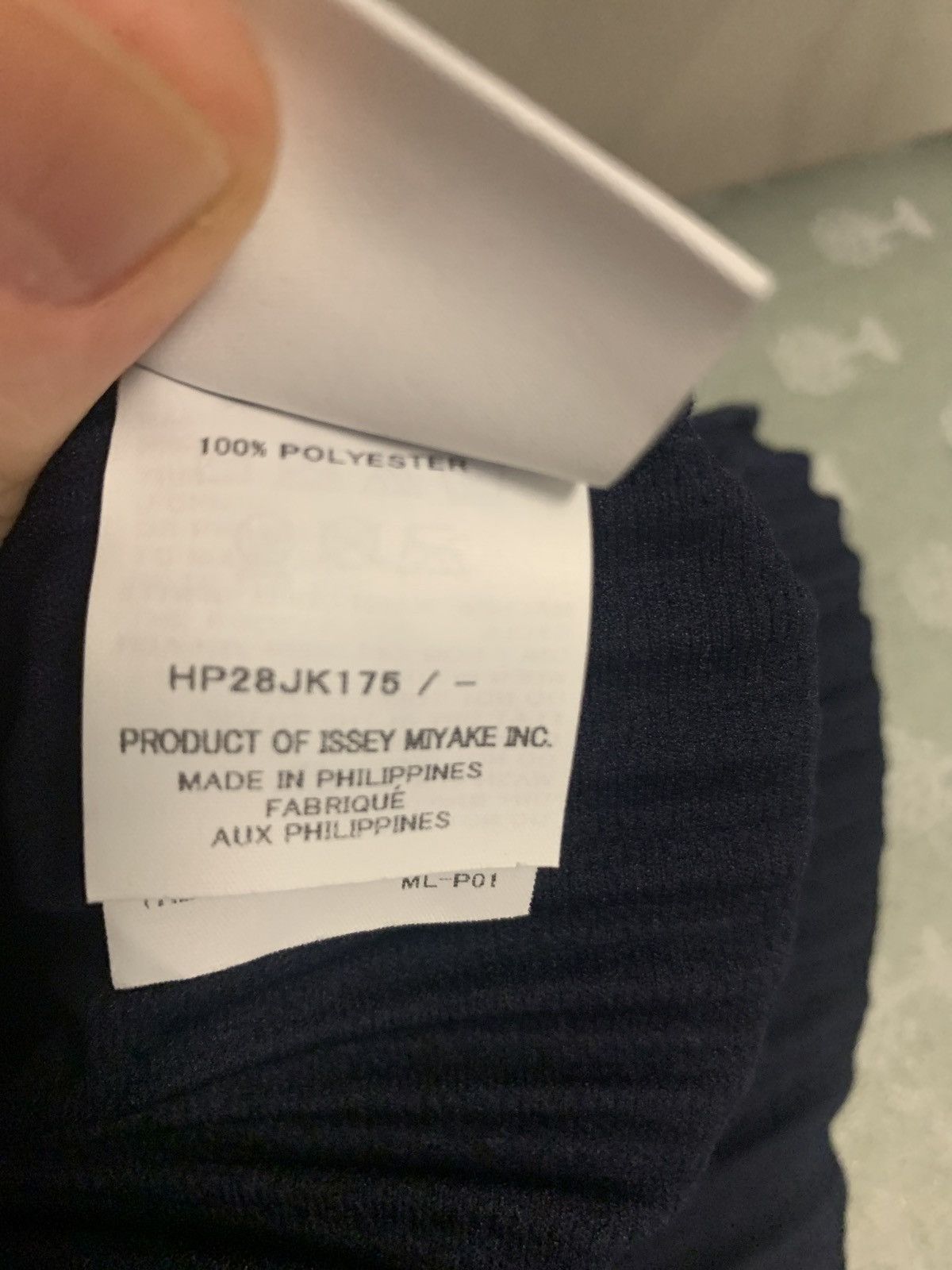 Homme Plisse Issey Miyake V neck top Size US L / EU 52-54 / 3 - 5 Thumbnail