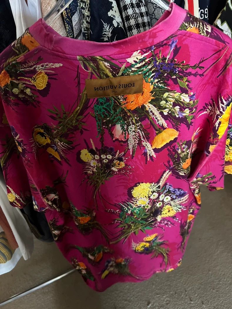 Louis Vuitton Louis Vuitton Floral printed short sleeves Size US S / EU 44-46 / 1 - 2 Thumbnail