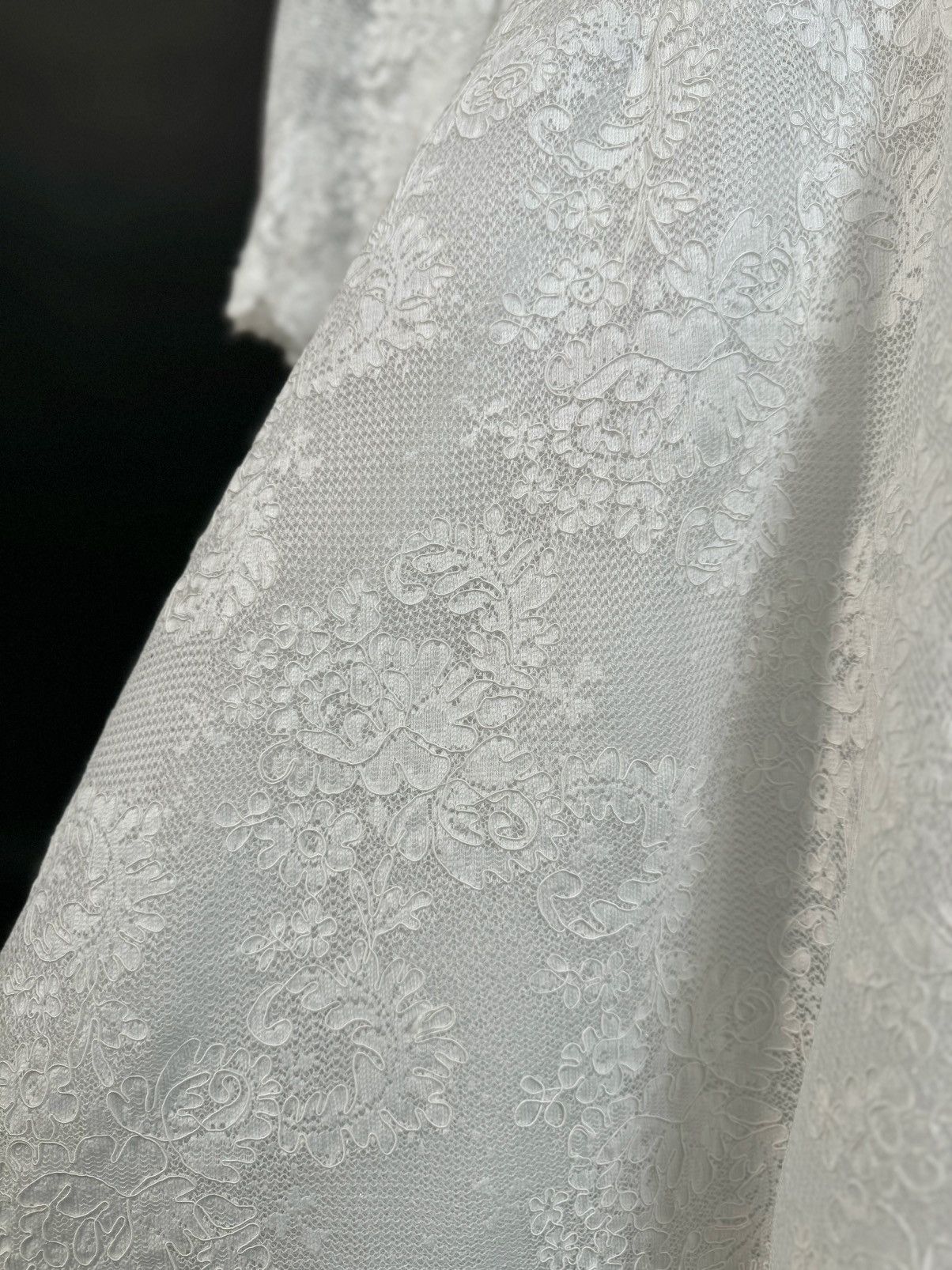 Other US 12 French Corded Lace Bridal Gown by Anna Augusta Size XL / US 12-14 / IT 48-50 - 8 Thumbnail