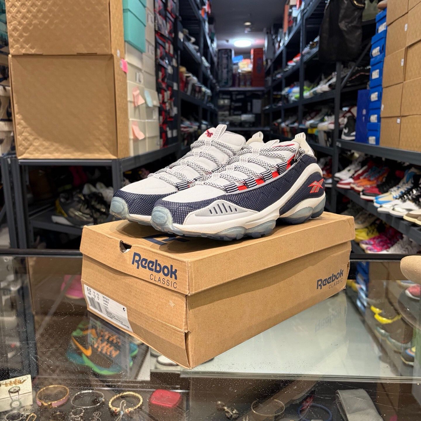 Reebok Reebok Blue Lowtop Sneakers 9.5 Men Size US 9.5 / EU 42-43 - 1 Thumbnail