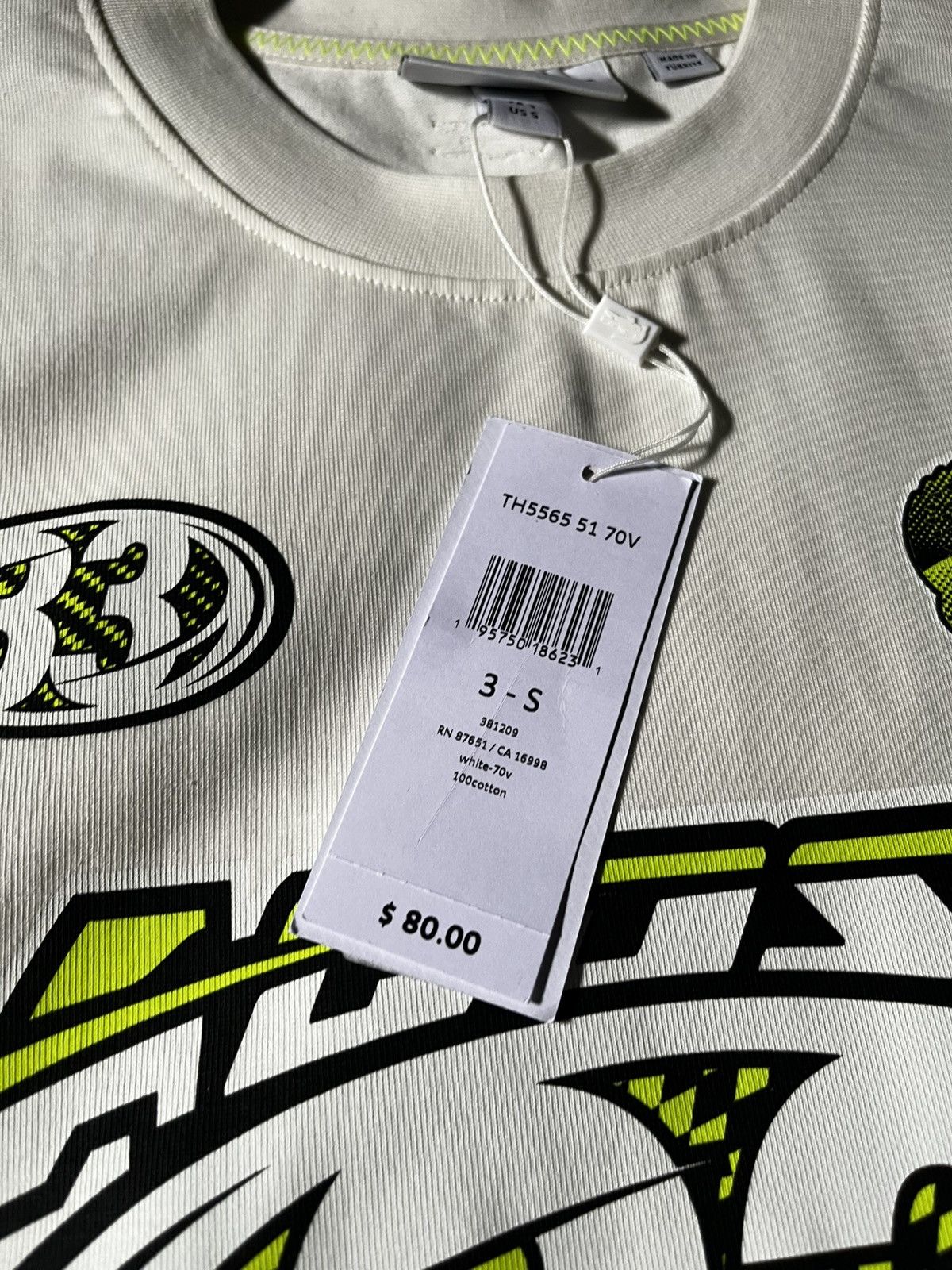 Lacoste Lacoste Mens Loose Fit Cotton Jersey Print T-Shirt White Size US S / EU 44-46 / 1 - 3 Thumbnail