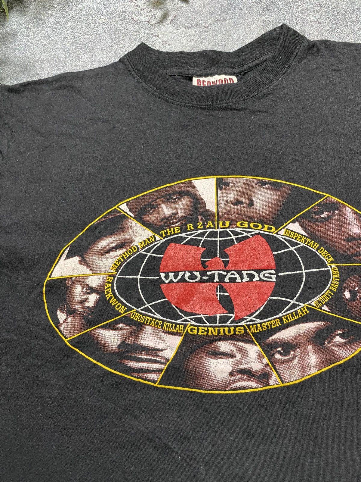 Vintage Vintage 2000x Wu tang T shirt Size M Size US M / EU 48-50 / 2 - 1 Thumbnail