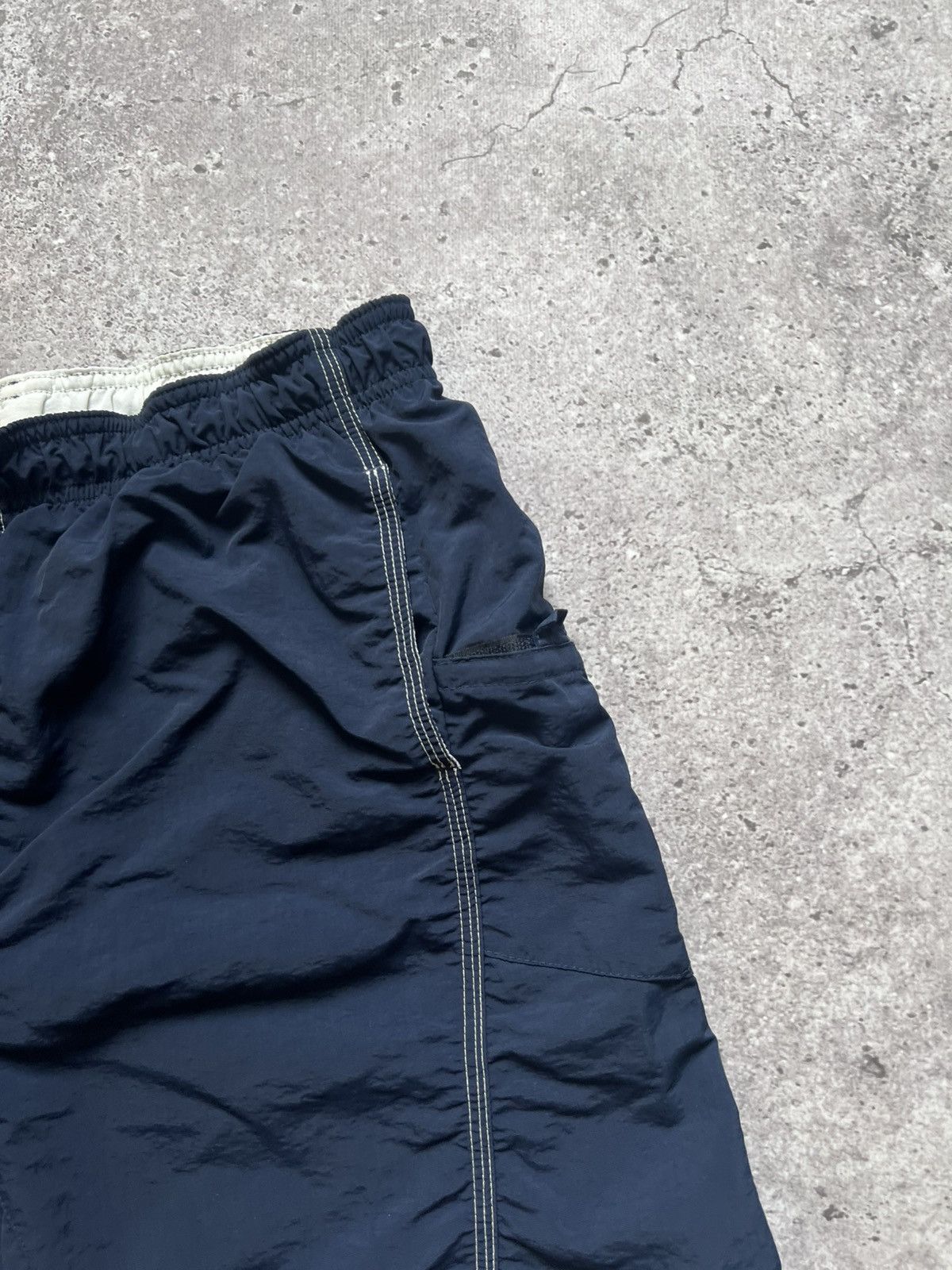 Nike × Vintage 2000s Vintage Nike Shorts Swoosh Blue Men's Size US 32 / EU 48 - 5 Thumbnail