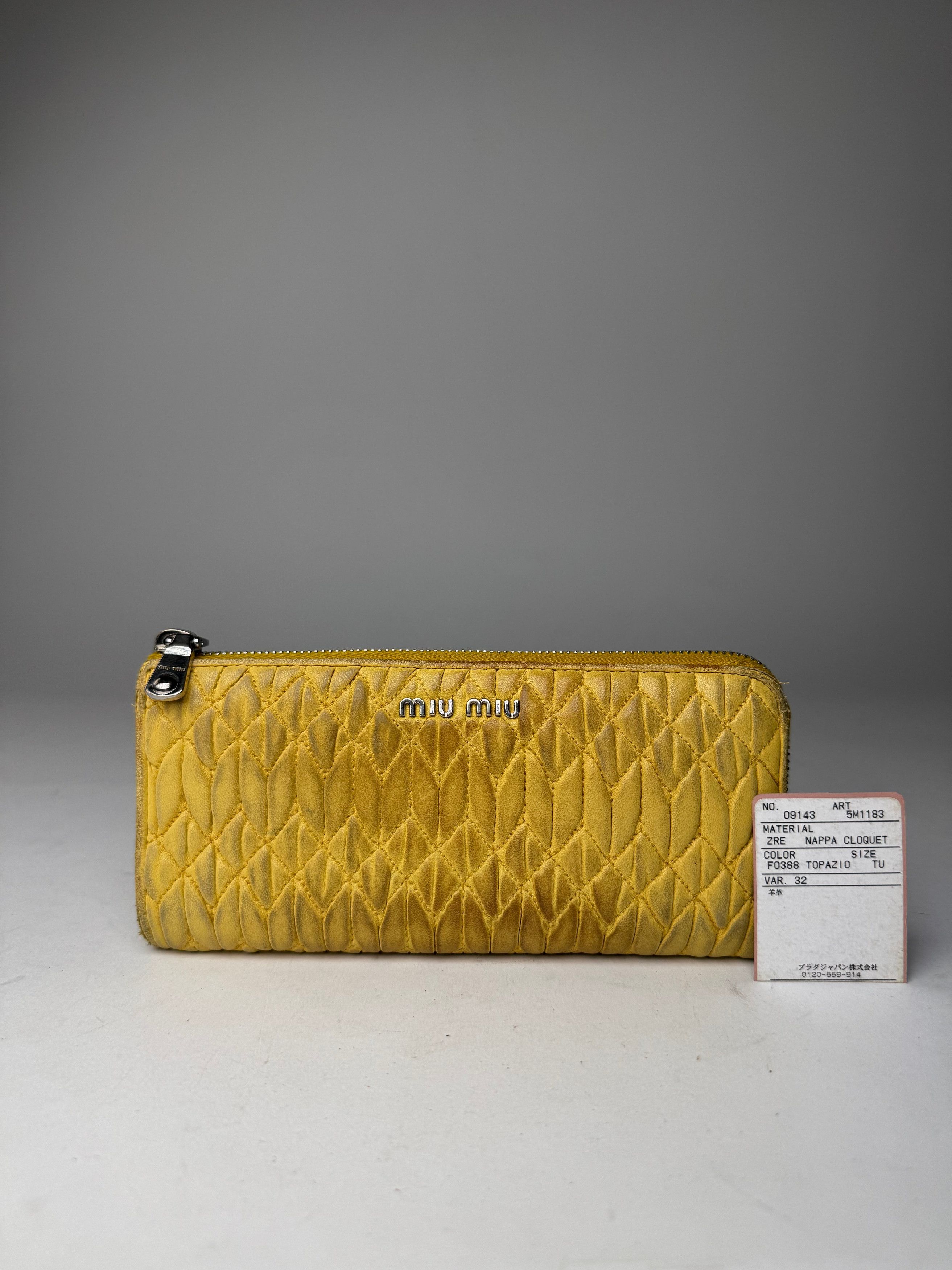 Miu Miu Vintage Metallasse Leather Wallet Yellow Size ONE SIZE - 1 Thumbnail