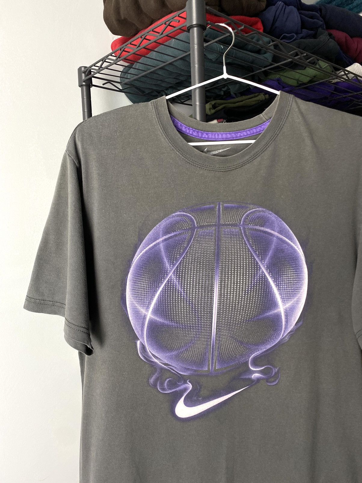 Nike Vintage Faded Nike T Shirt Purple Ball Travis Scott Style Size US M / EU 48-50 / 2 - 2 Thumbnail