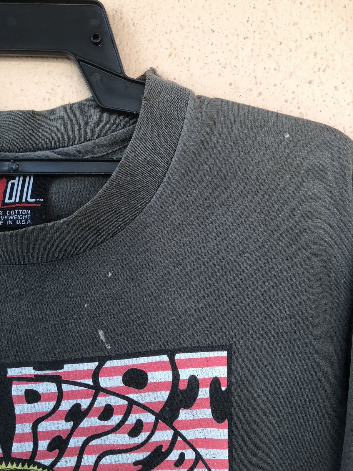 Band Tees × Vintage Vintage 90s Red Hot Chili Peppers Tatoo Women Size US M / EU 48-50 / 2 - 6 Thumbnail