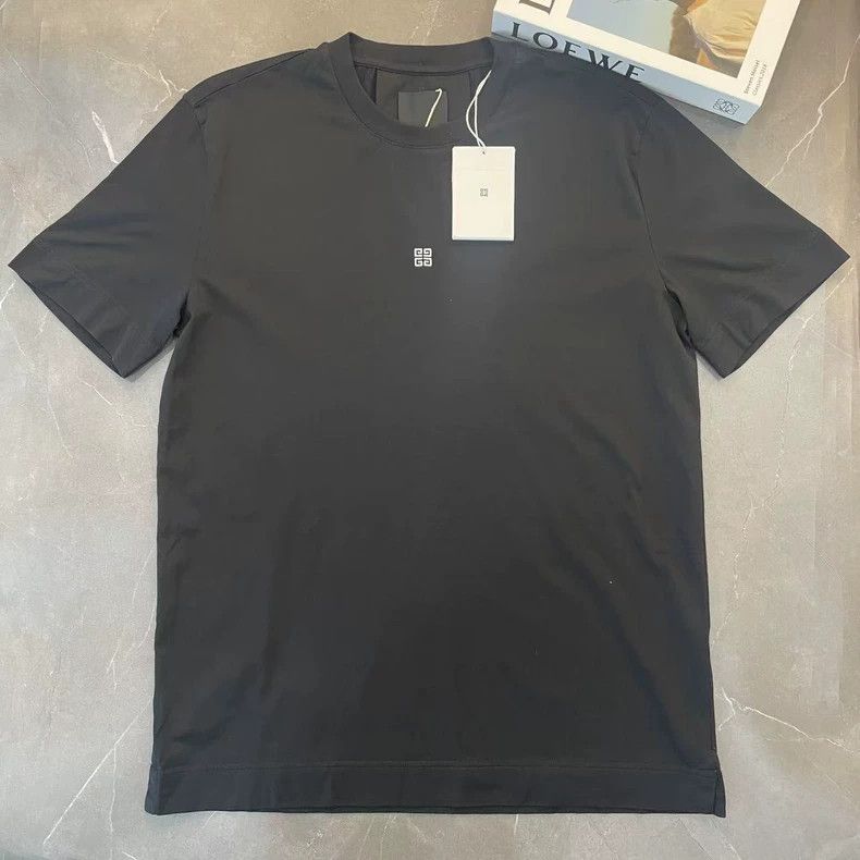 Givenchy Givenchy T-shirt, size XL (140) Size US XL / EU 56 / 4 - 1 Thumbnail
