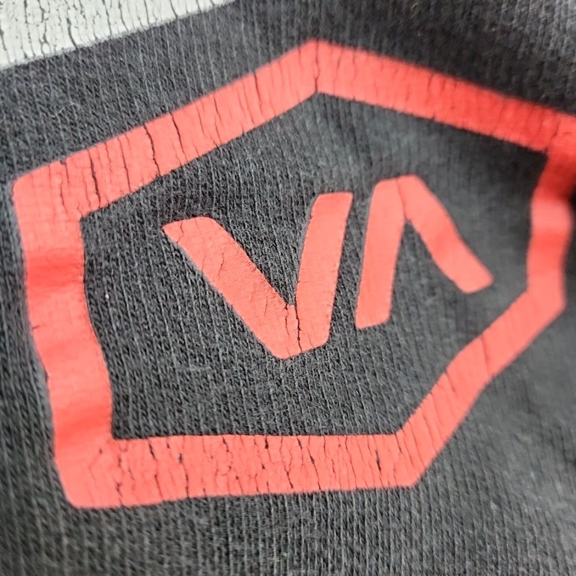 RVCA RVCA Hoodie Men 2XL Black Pullover White Red Graphic Logo Sweatshirt Size US XXL / EU 58 / 5 - 5 Thumbnail