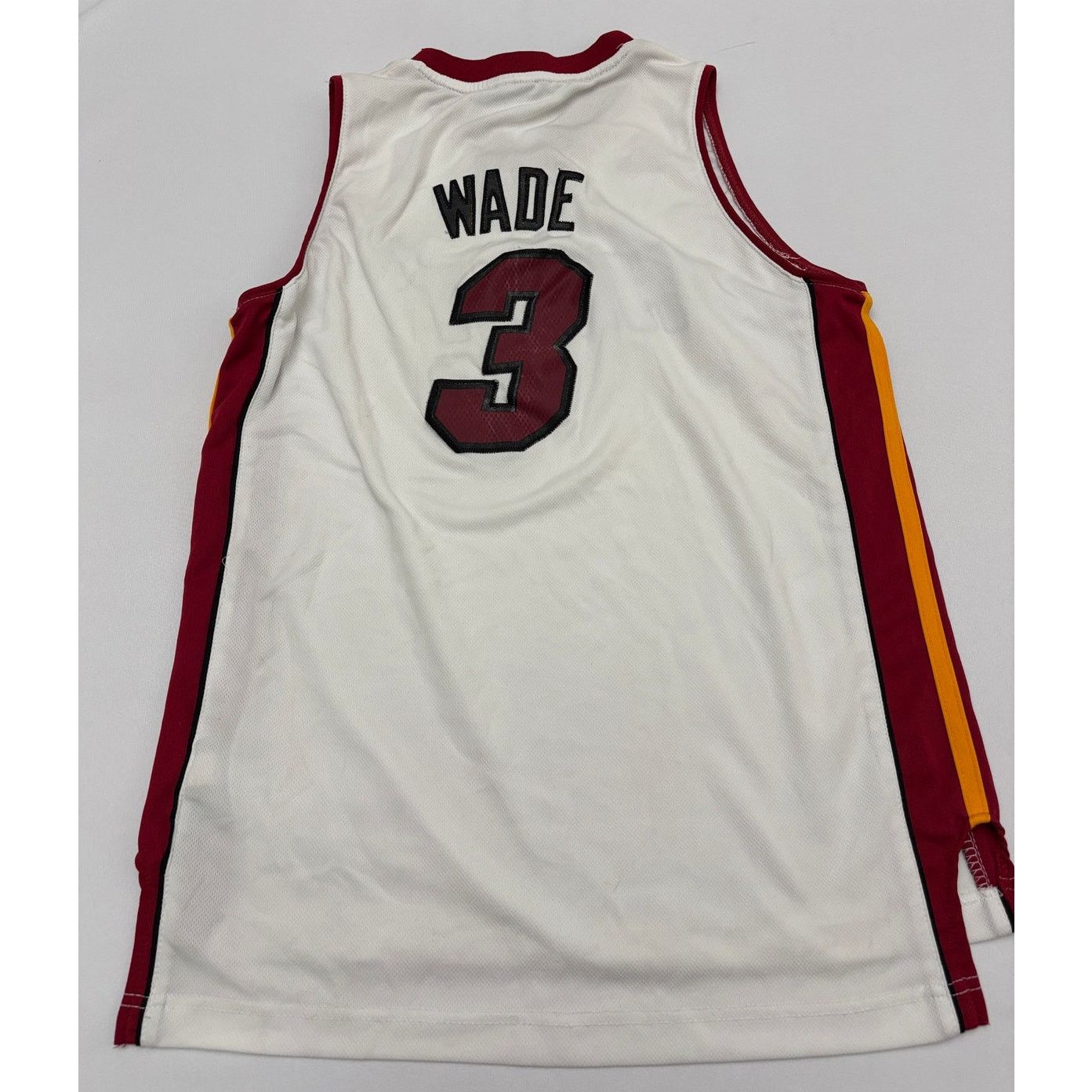 Adidas Vintage NBA Wade #3 MIAMI HEAT Jersey | Adidas Youth L 14/16 Size US S / EU 44-46 / 1 - 2 Thumbnail