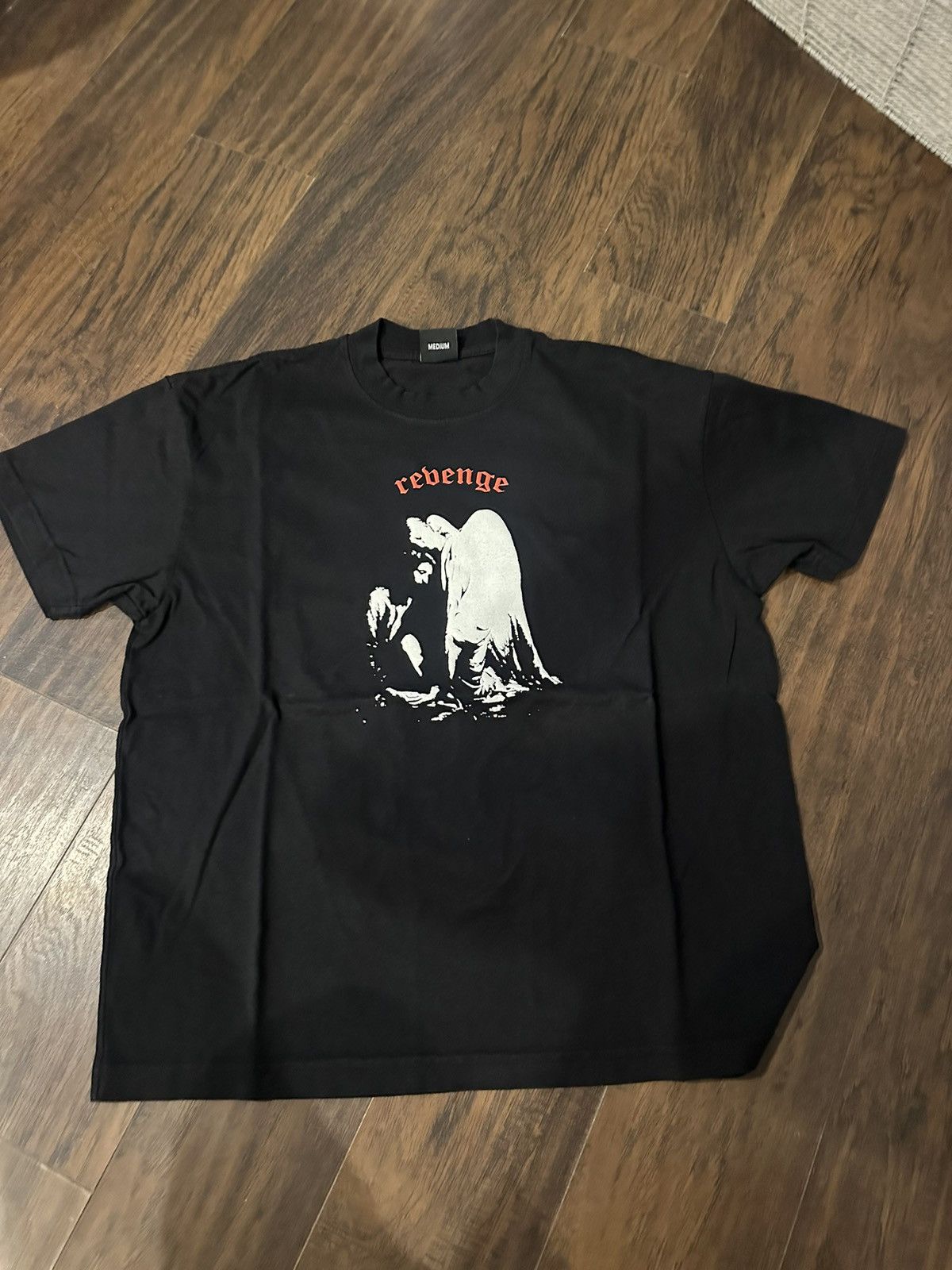 Revenge Moonlight Tee hot Black Small