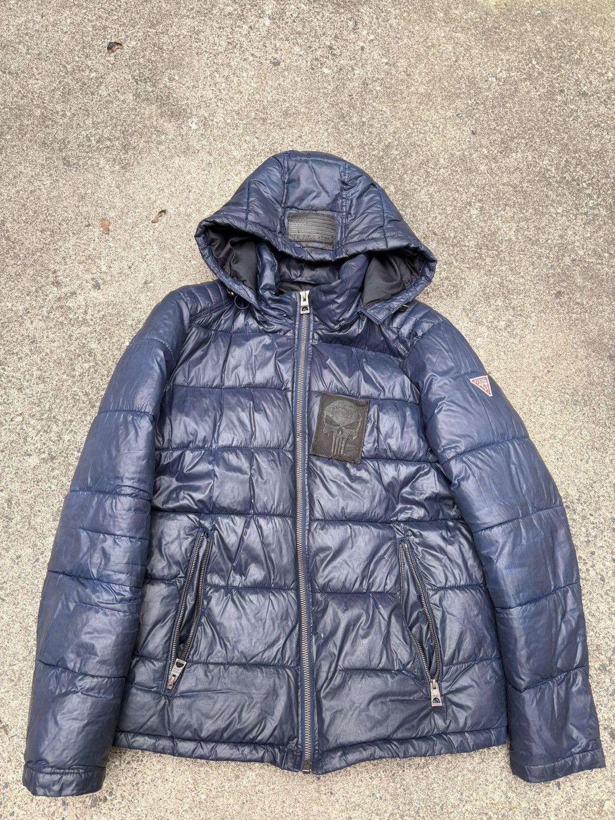 Guess Guess Hooded Puffer Jacket Custom Rework Punisher Patch Size US XL / EU 56 / 4 - 6 Thumbnail