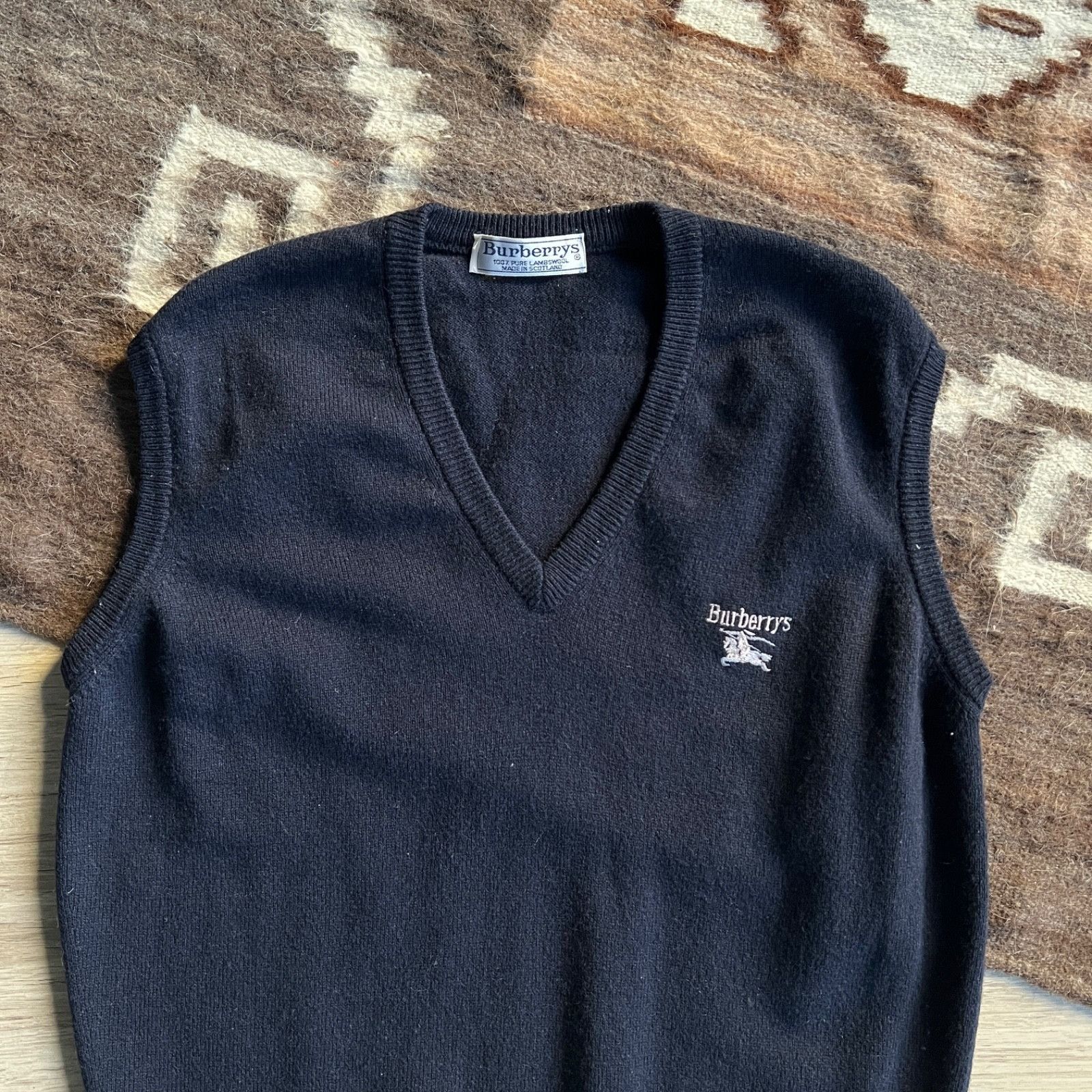 Burberry Burberrys Vintage Lambswool Sweater Vest 9719AC Size M / US 6-8 / IT 42-44 - 3 Thumbnail