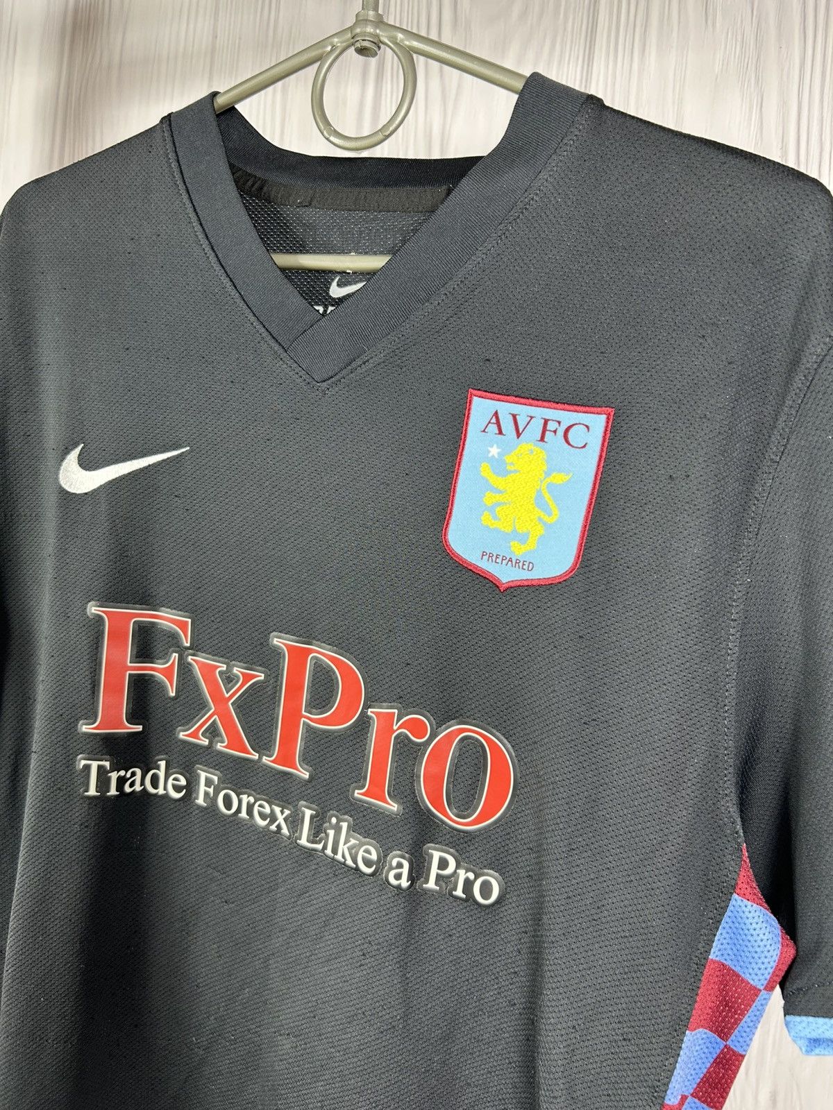 Nike Nike 2010-11 Aston Villa Away Shirt #11 AGBONLAHOR Size M Size US M / EU 48-50 / 2 - 4 Thumbnail