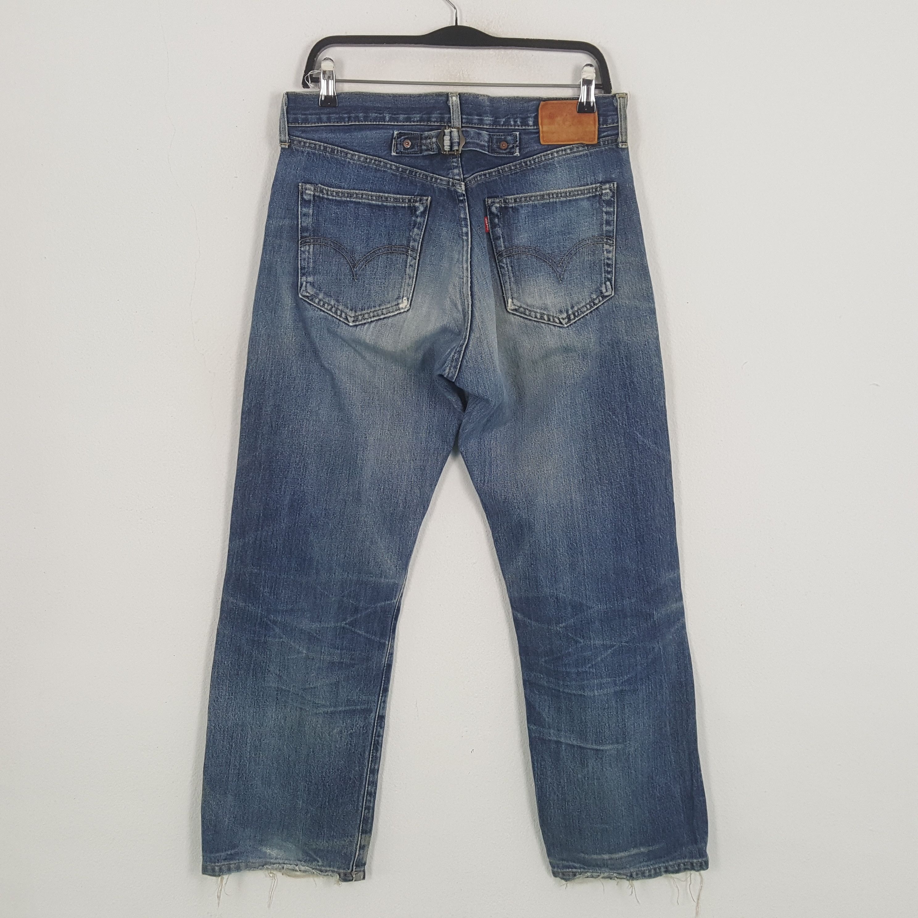Levi's × Vintage Levi's Streetwear Style Selvedge Distressed Jeans Size US 32 / EU 48 - 1 Thumbnail