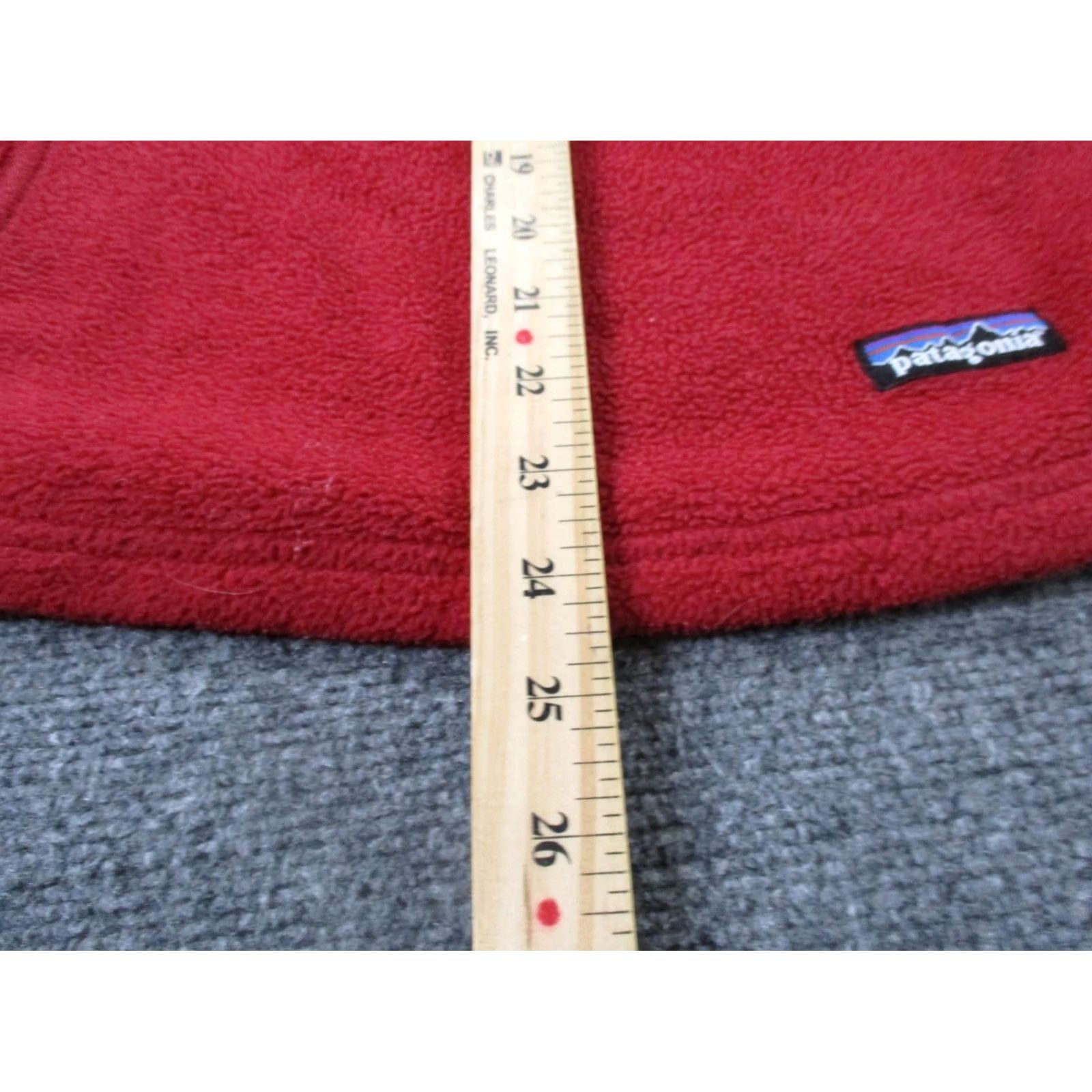 Patagonia VINTAGE Patagonia Jacket Women M Red Fleece Outdoors Marsupial Synchilla Sweater Size M / US 6-8 / IT 42-44 - 4 Thumbnail