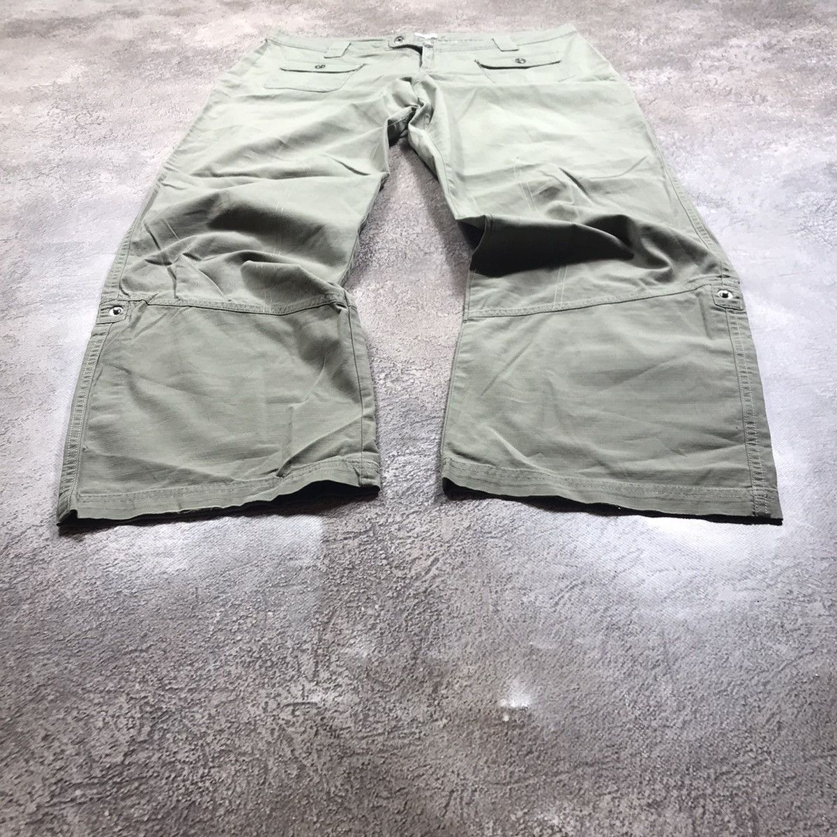 Vintage Vintage Y2K Baggy Cargo Pants Thrashed Streetwear Graphic 32 Size 32" / US 10 / IT 46 - 1 Thumbnail