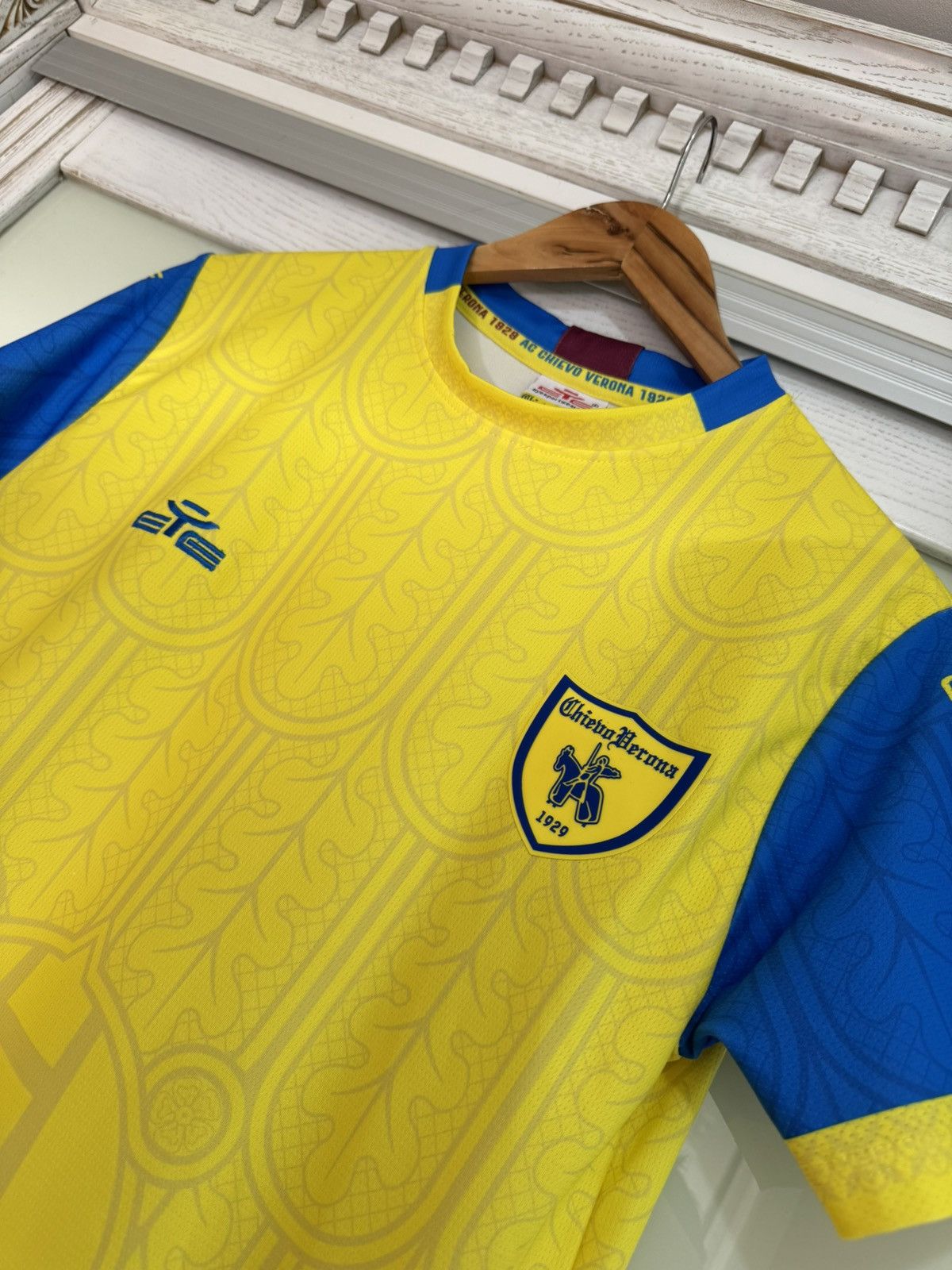 Other Chievo Verona 2021-2022 Home Soccer Jersey Football Kit Size US S / EU 44-46 / 1 - 5 Thumbnail