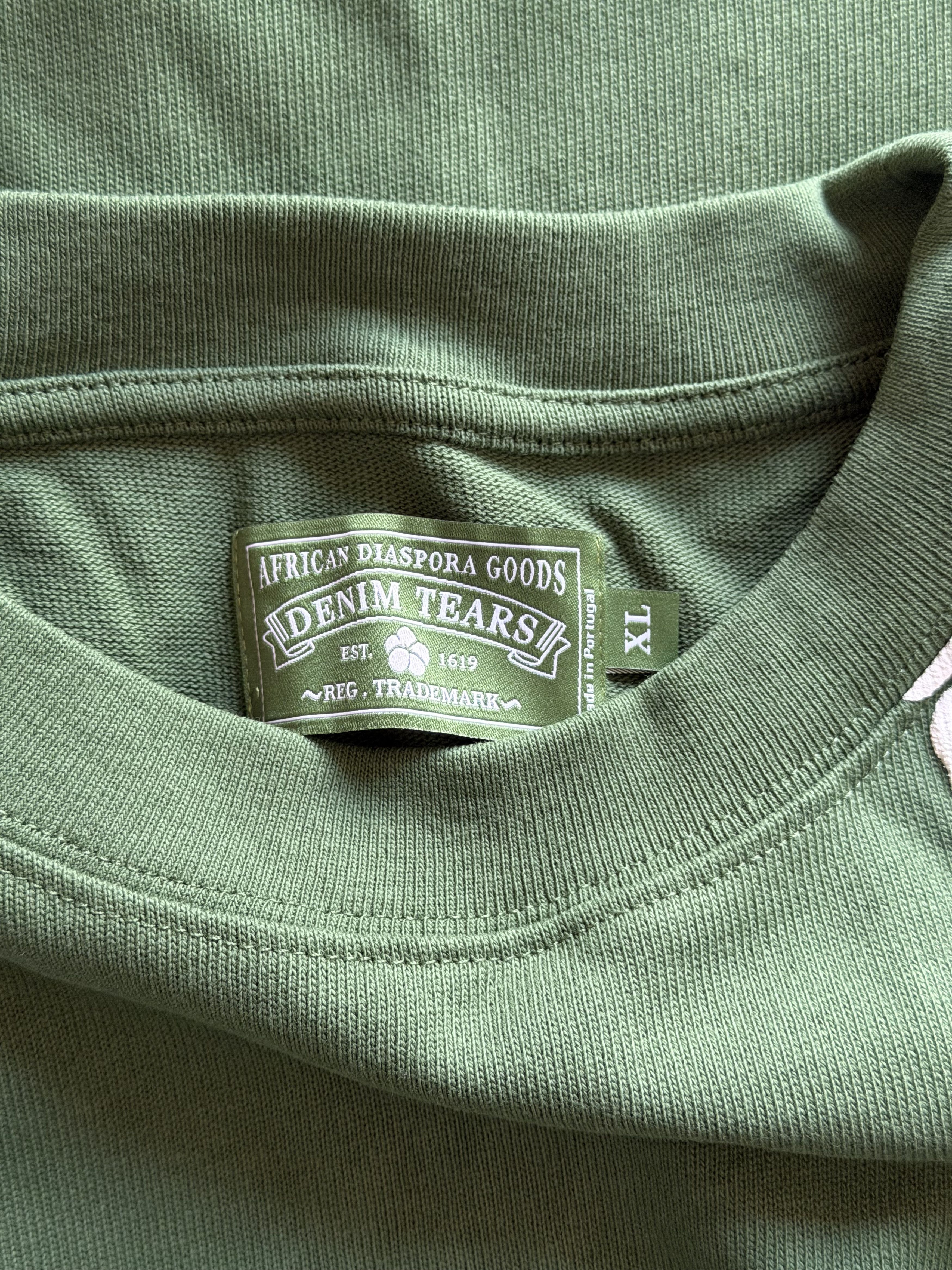 DENIM TEARS Denim Tears Cotton Wreath Long Sleeve Tee in Green Size US XL / EU 56 / 4 - 8 Thumbnail