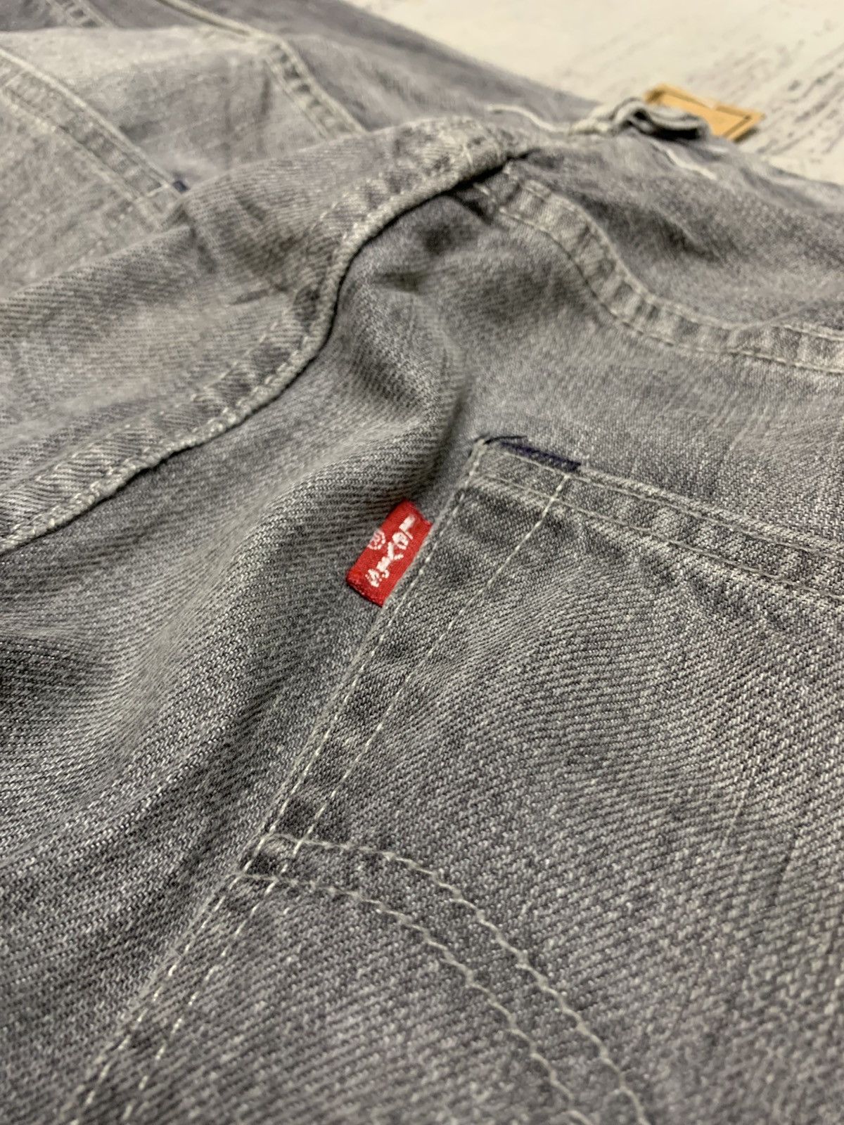 Levi's vintage levi's 501 distressed denim jeans W37 Size US 37 - 10 Thumbnail