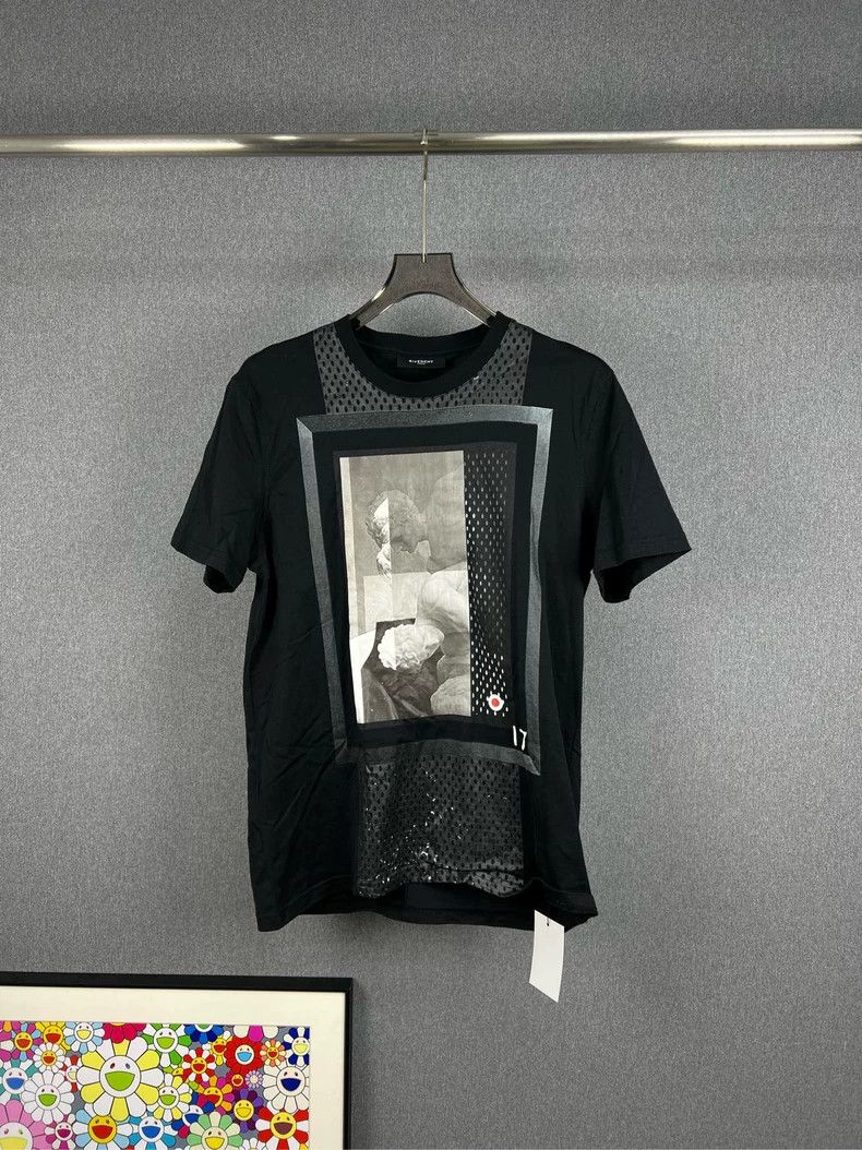 Givenchy Givenchy Portrait Short Sleeve Size US M / EU 48-50 / 2 - 1 Thumbnail