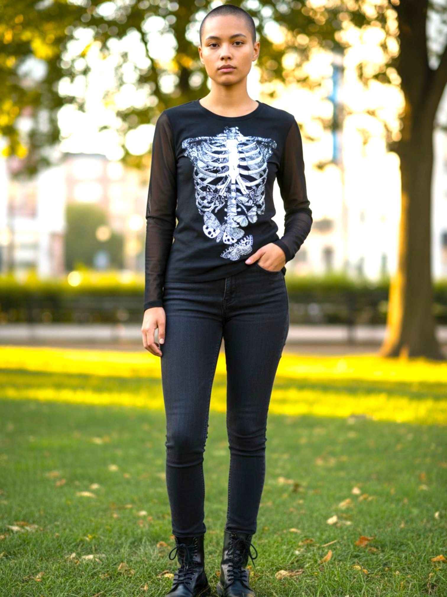 Hot Topic Hot Topic Social Collision Rib Cage Moth Mesh Sleeve Top Size S / US 4 / IT 40 - 12 Thumbnail