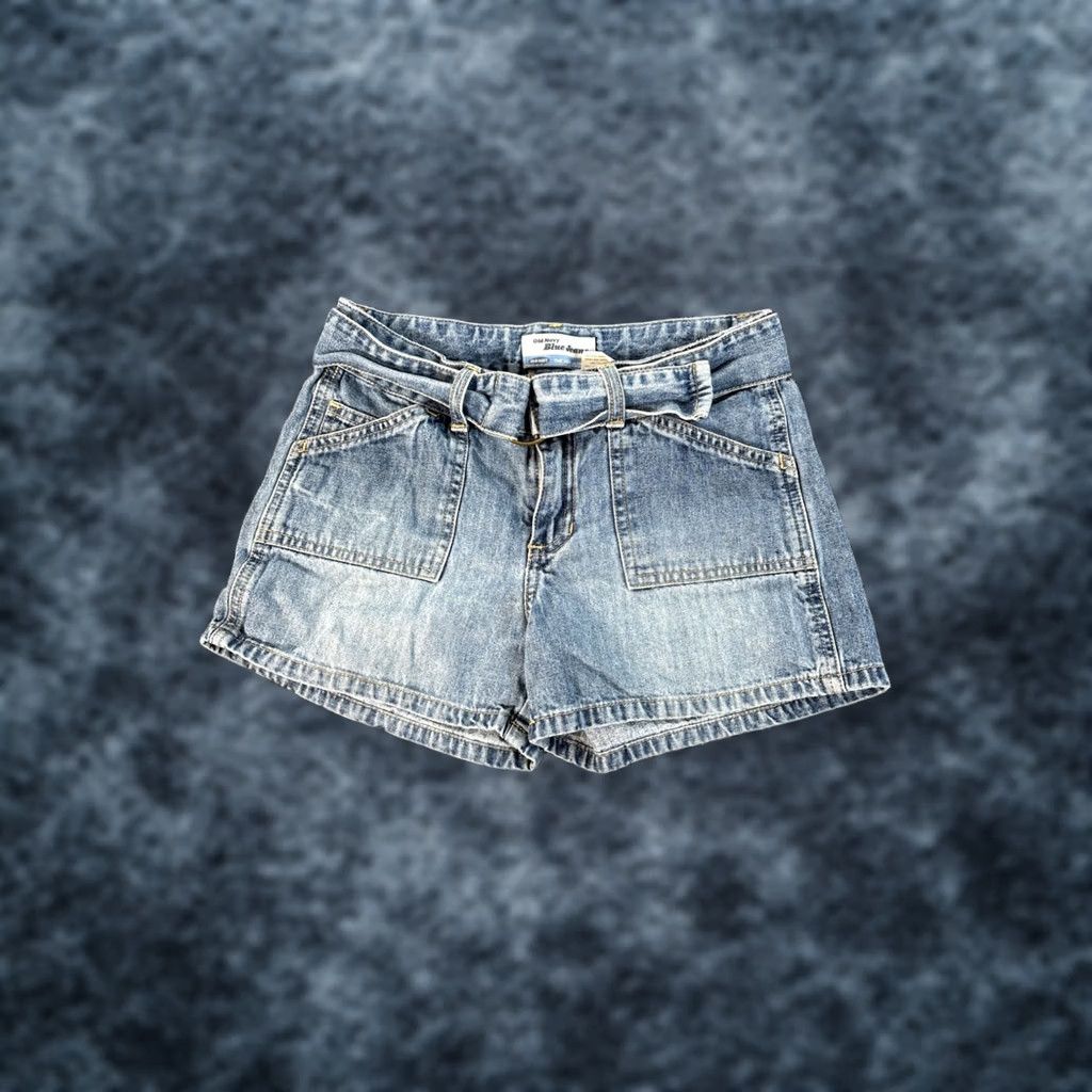 American Eagle Outfitters VINTAGE Old Navy Denim Shorts Womens 24 Low Rise Front Pocket Light Wash 3 in Inseam 100% Cotton Casual Size 42" / US 20 - 1 Thumbnail