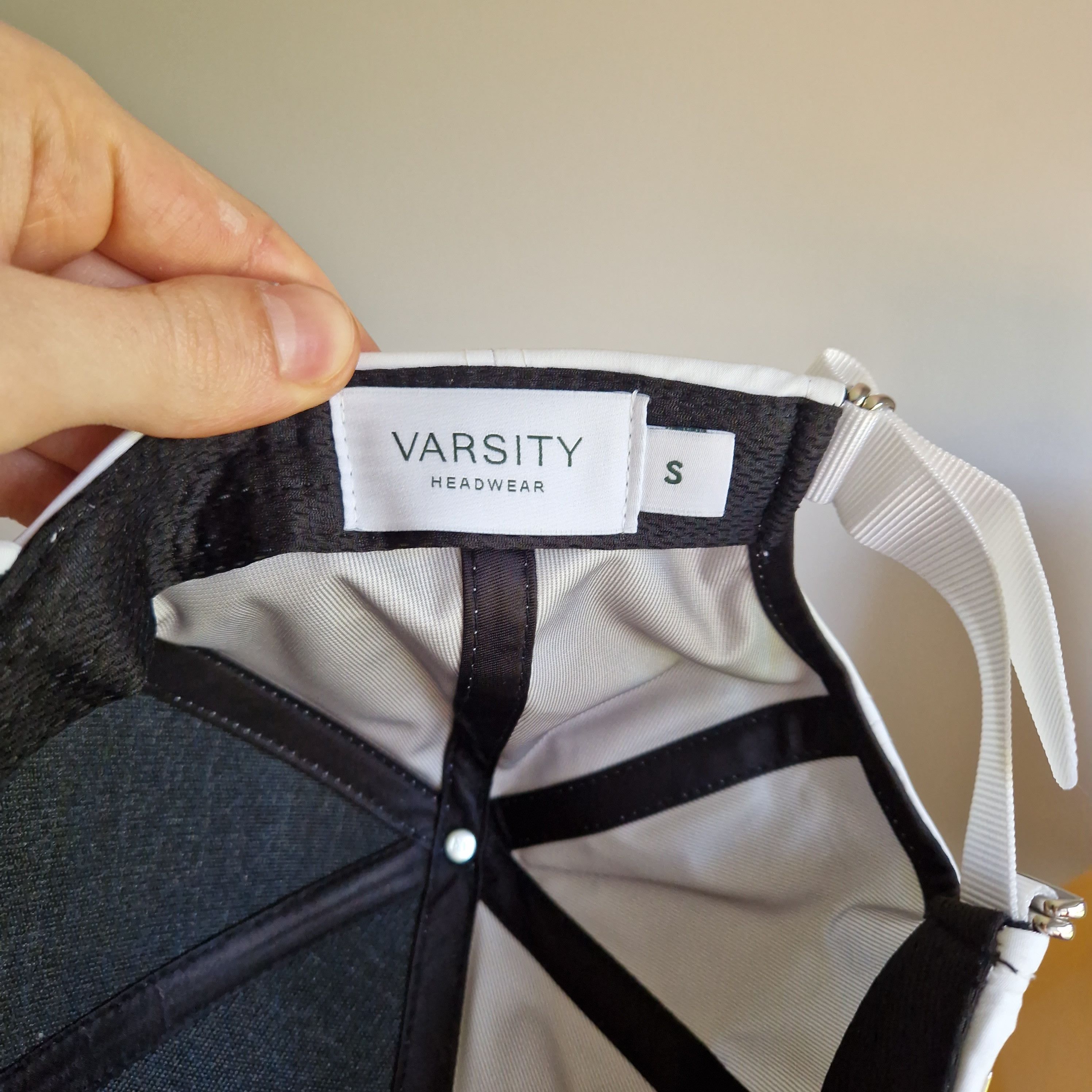 Other Varsity Headwear Classic White Cap – Size S Size ONE SIZE - 2 Thumbnail