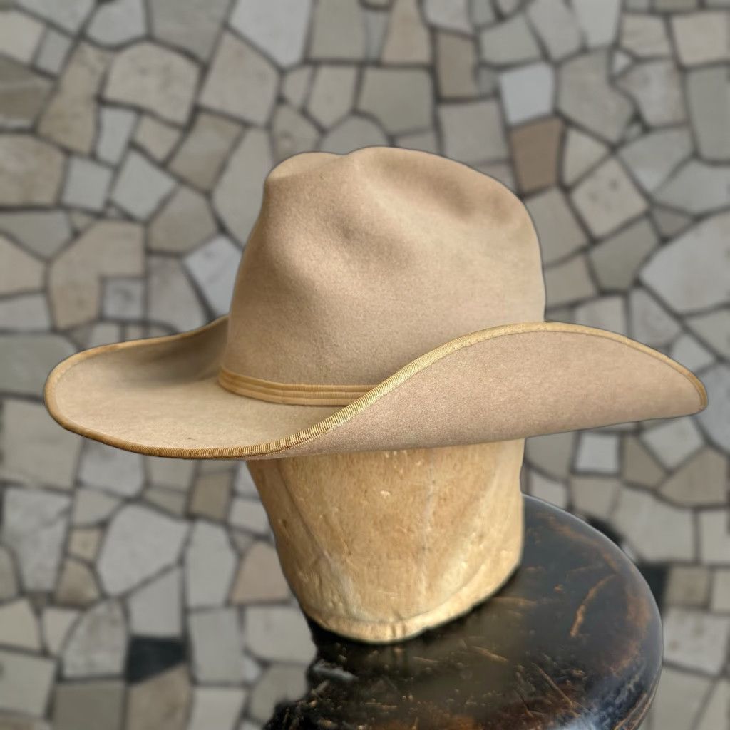 FELT VINTAGE HaT Plainsman Cowboy Hat Raw Hide Felt Fresno Western Hat Cowboy Hat Mens 7 1/8 Felt Brown? Size ONE SIZE - 1 Thumbnail