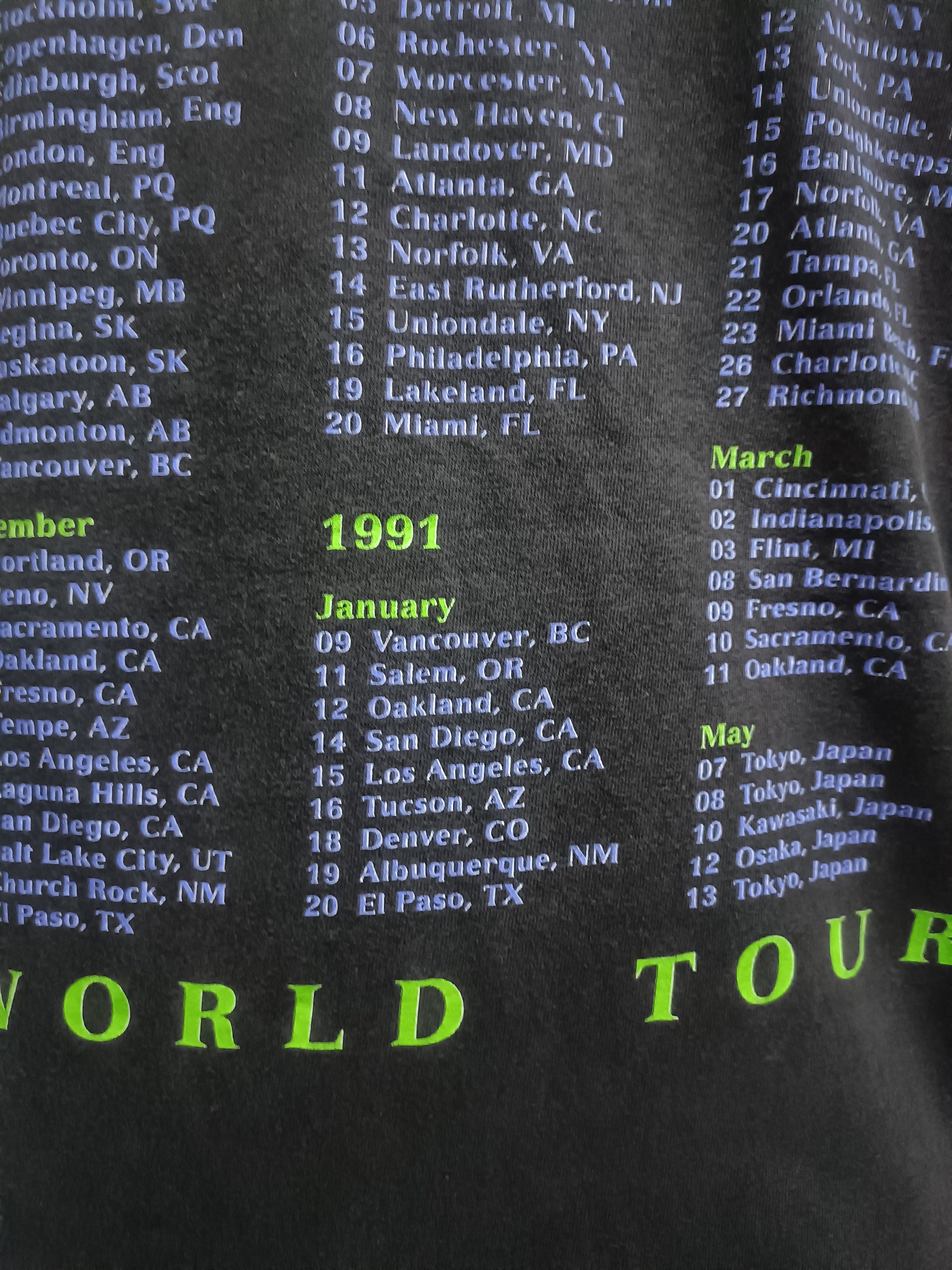 Vintage Vintage 90s Testament World Tour T Shirt Size US L / EU 52-54 / 3 - 9 Thumbnail