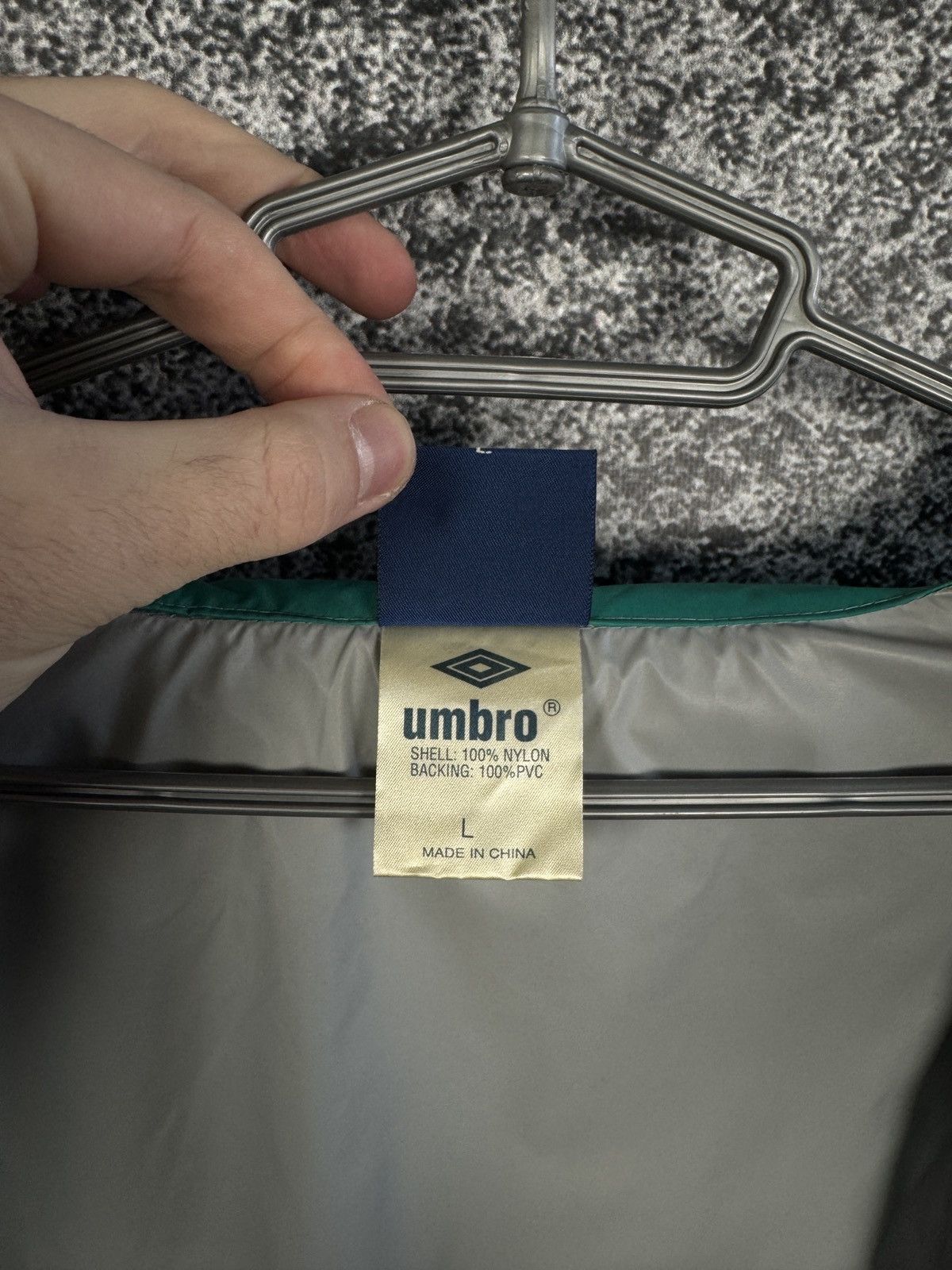 Umbro UMBRO Vintage Nylon Jacket Windbreaker Retro 90s Size L Size US L / EU 52-54 / 3 - 9 Thumbnail