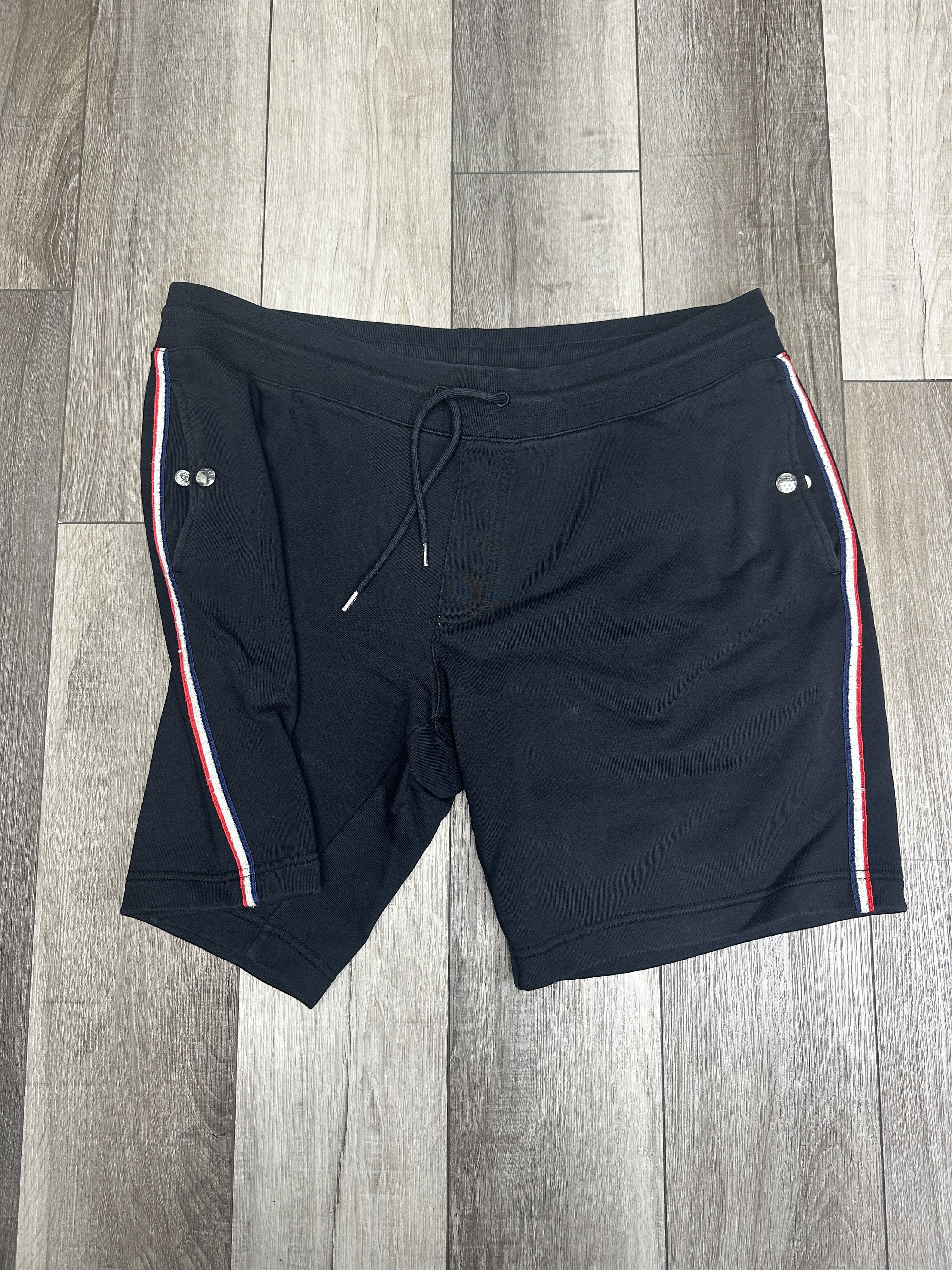 Moncler Moncler Mens Shorts Black Size XXL Size US 36 / EU 52 - 1 Thumbnail