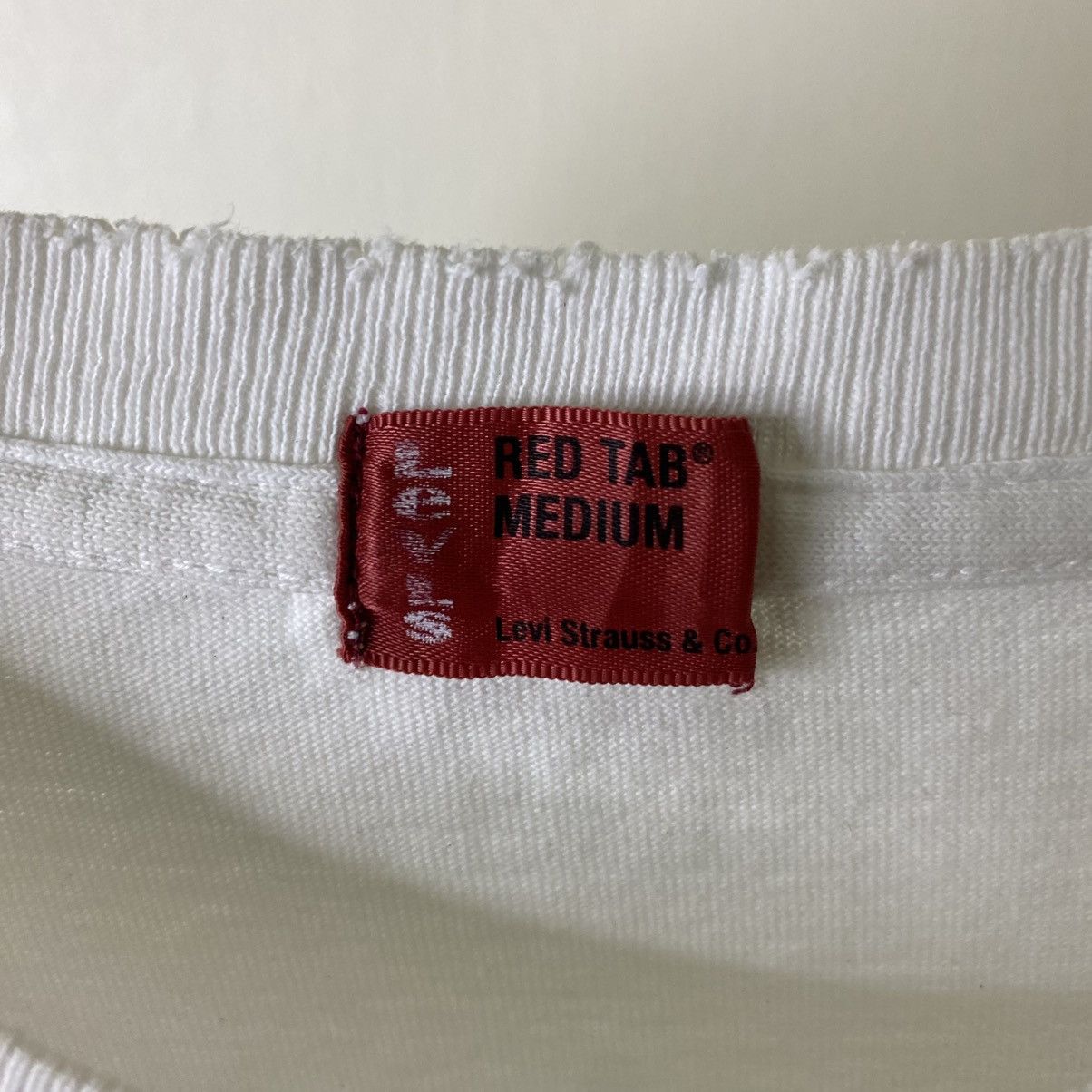 Levi's Vintage 1990s Levis Big Back Graphic T Shirt Size US M / EU 48-50 / 2 - 3 Thumbnail