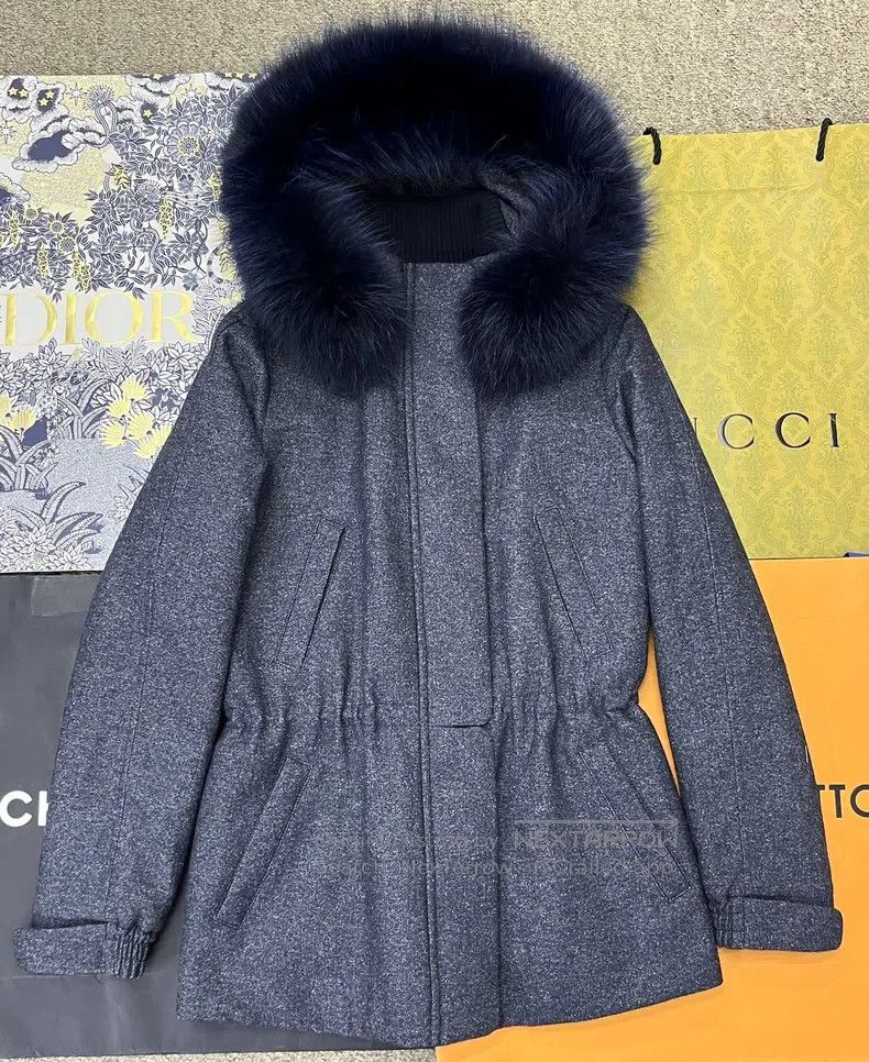 Loro Piana LORO PIANA Classic Faux Fur Icery Ski Jacket Size XS / US 0-2 / IT 36-38 - 1 Thumbnail