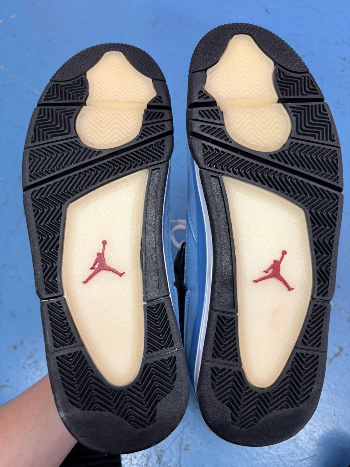 Nike NIKE JORDAN 4 TRAVIS SCOTT Size US 13 / EU 46 - 8 Thumbnail